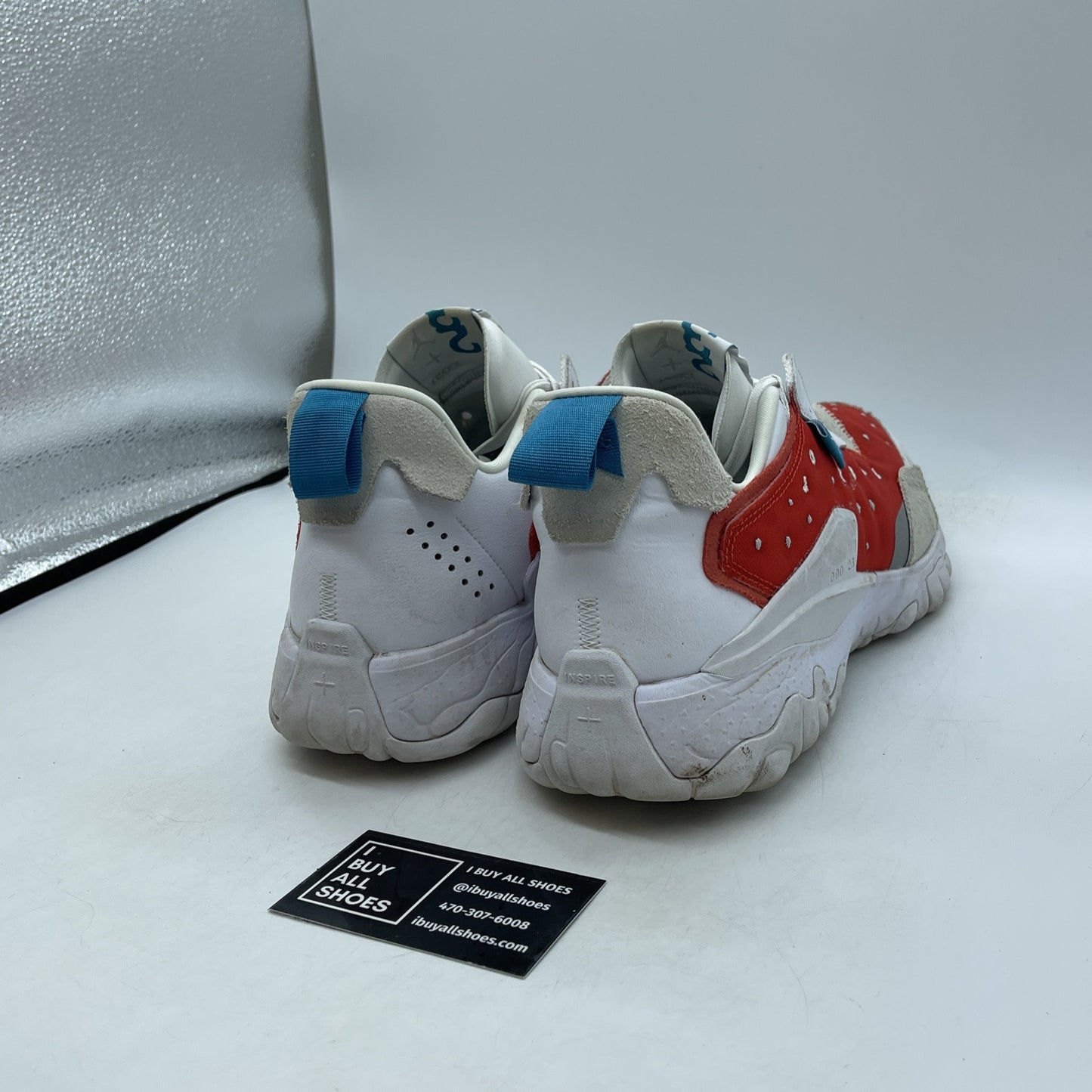 Size 10.5 - NIKE AIR JORDAN DELTA 2 CHILE RED-WHITE-GREY FOG (DC7701-100)