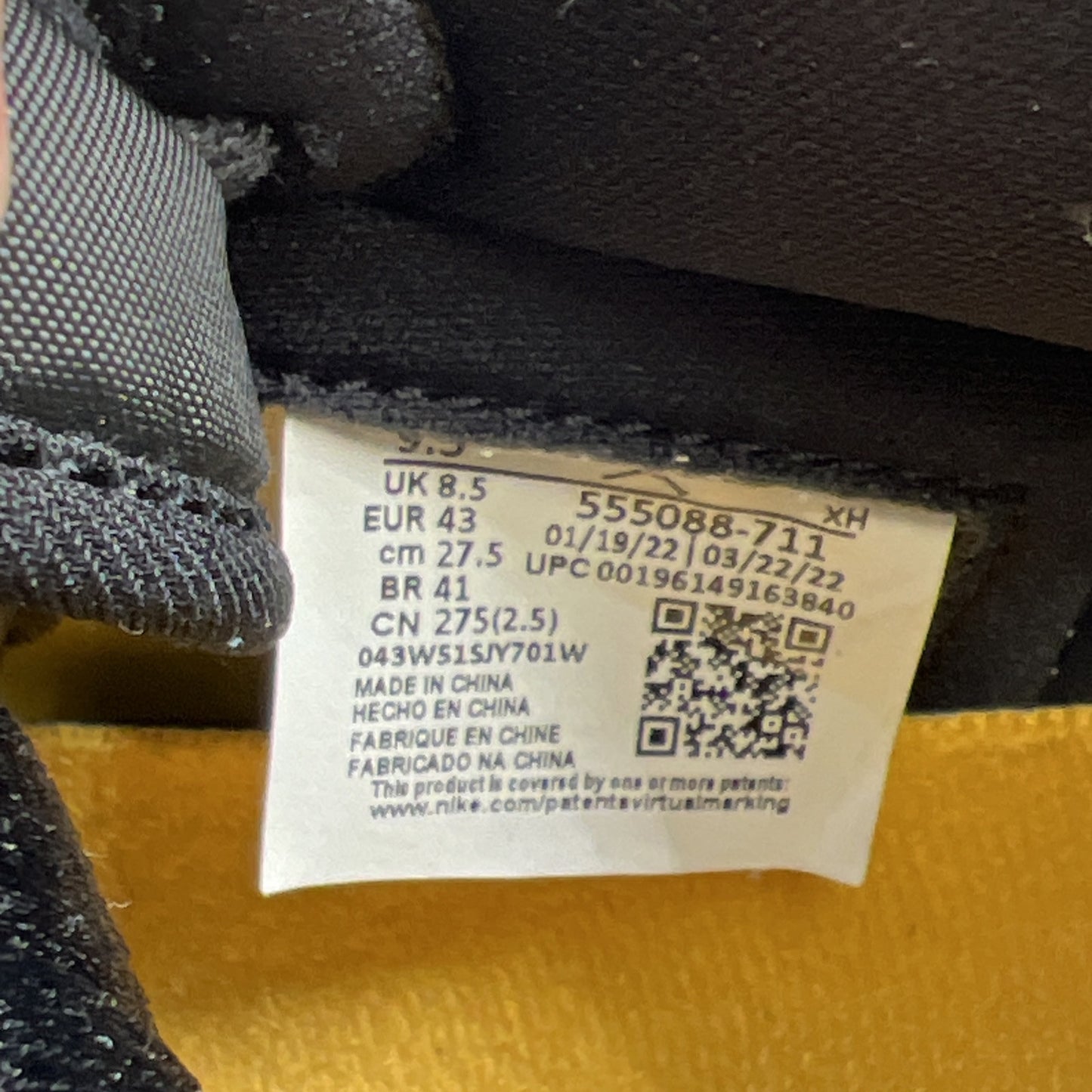 Size 9.5 - Air Jordan 1 Retro OG High Yellow Toe (555088-711)