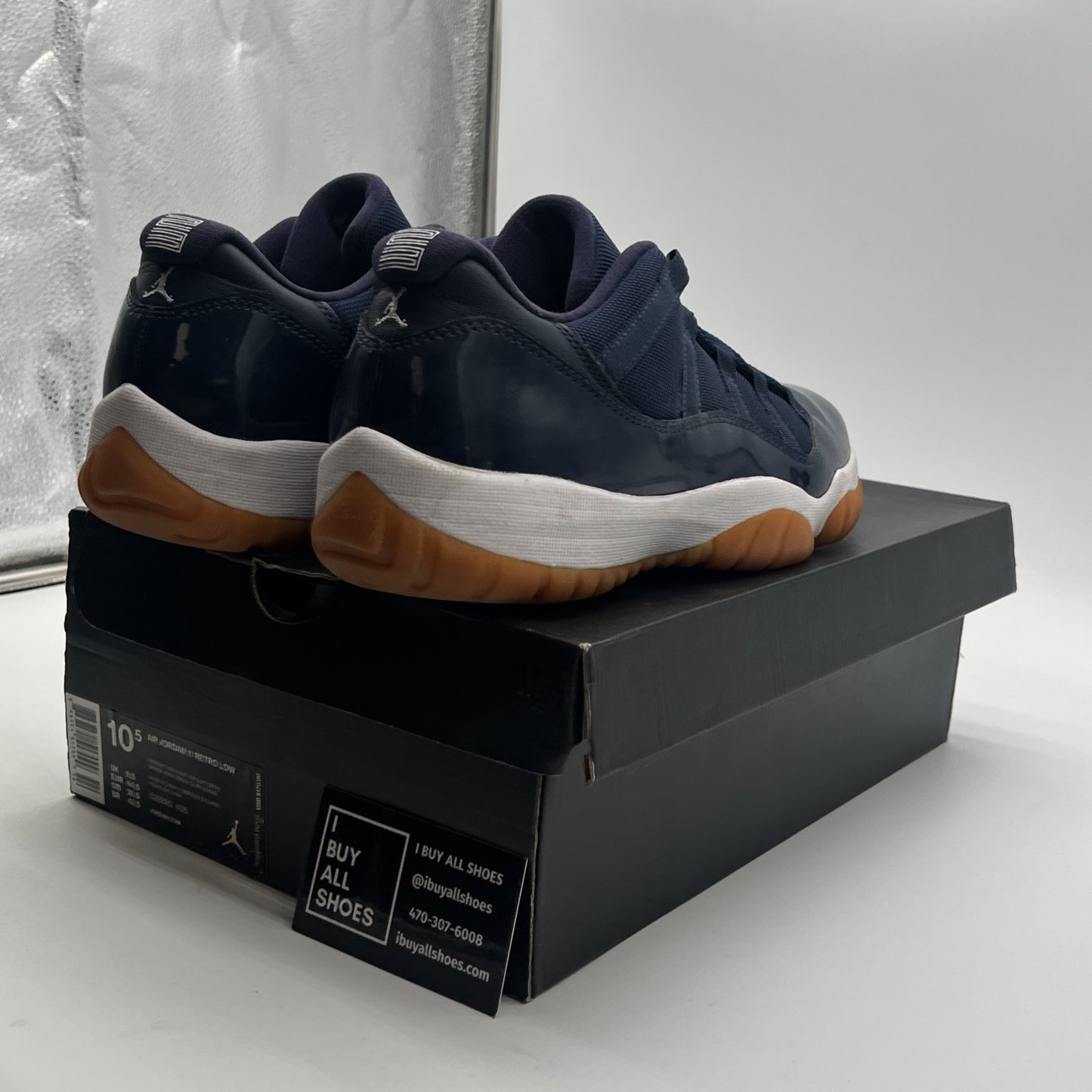 Size 10.5 - Air Jordan 11 Retro Low Navy Gum (527895-405)