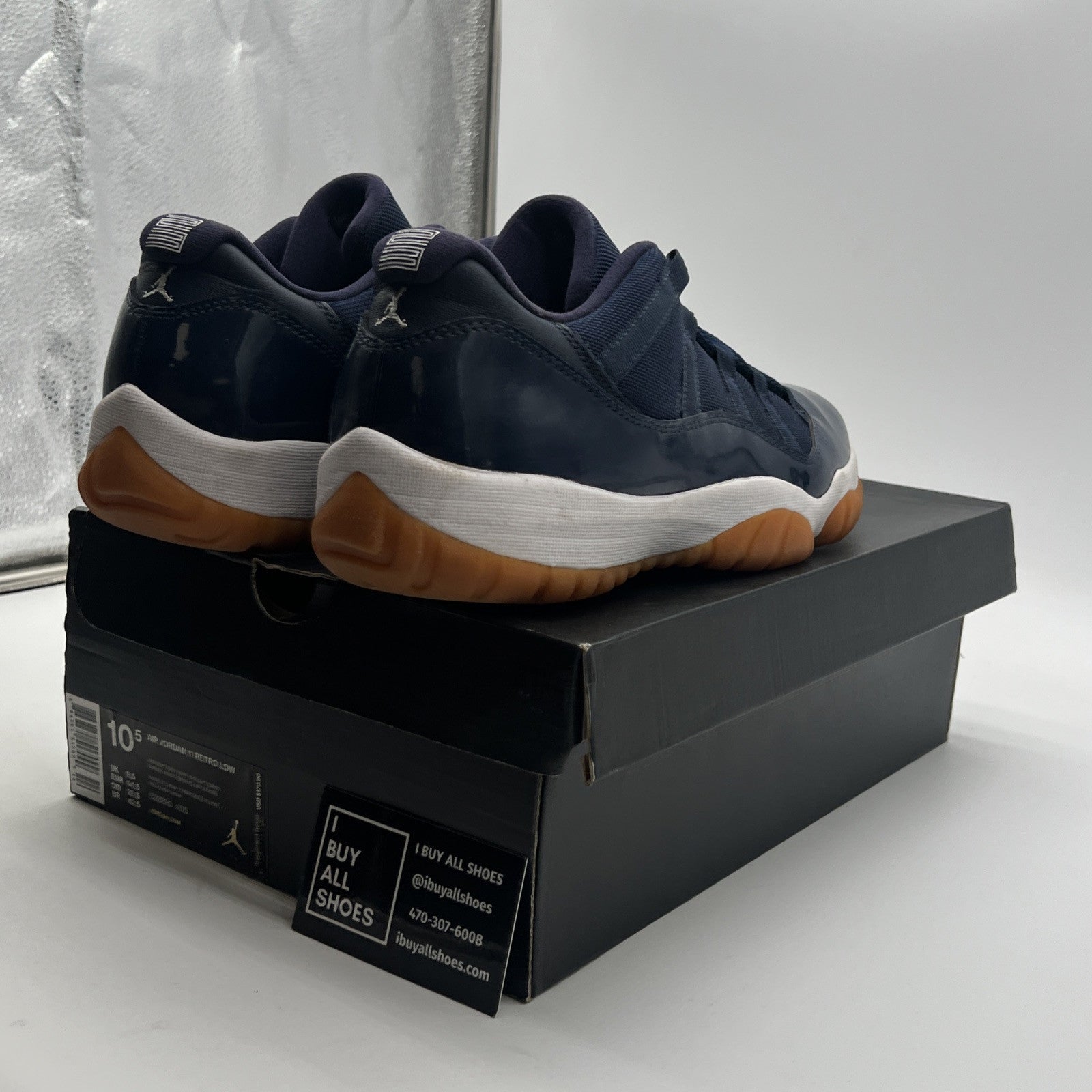Size 10.5 - Air Jordan 11 Retro Low Navy Gum (527895-405)