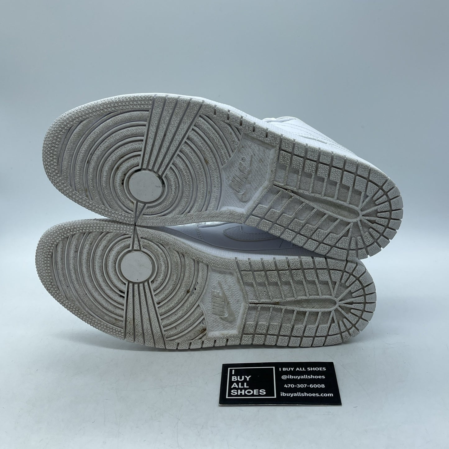 Size 8.5 - Air Jordan 1 Low Triple White Leather (553558-130