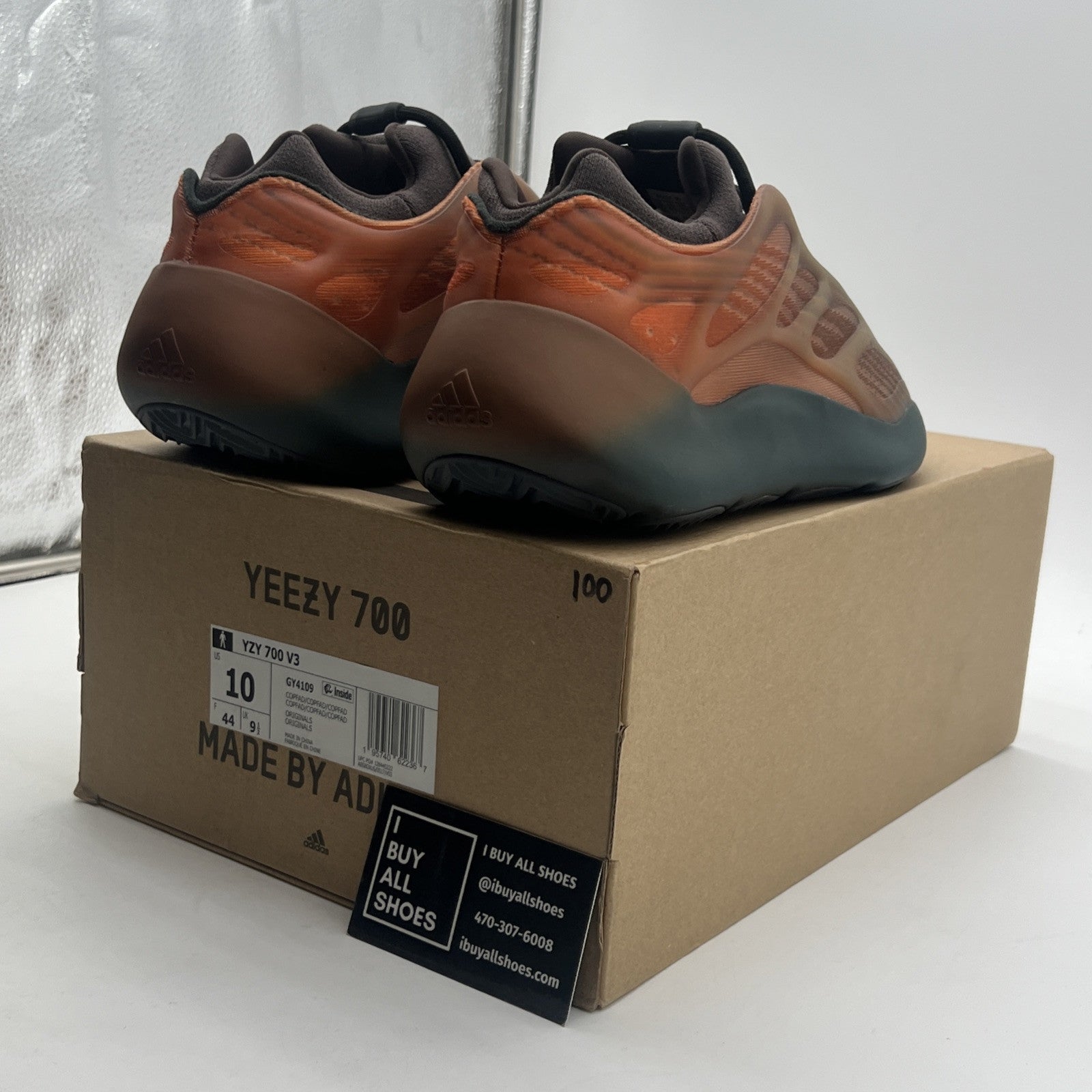 Size 10 - adidas Yeezy 700 V3 Copper Fade (GY4109)