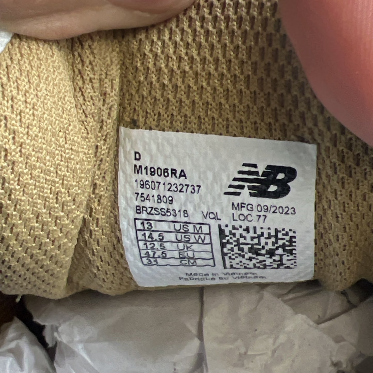 Size 13 - New Balance 1906R Metallic Silver Metallic Gold (M1906RA)