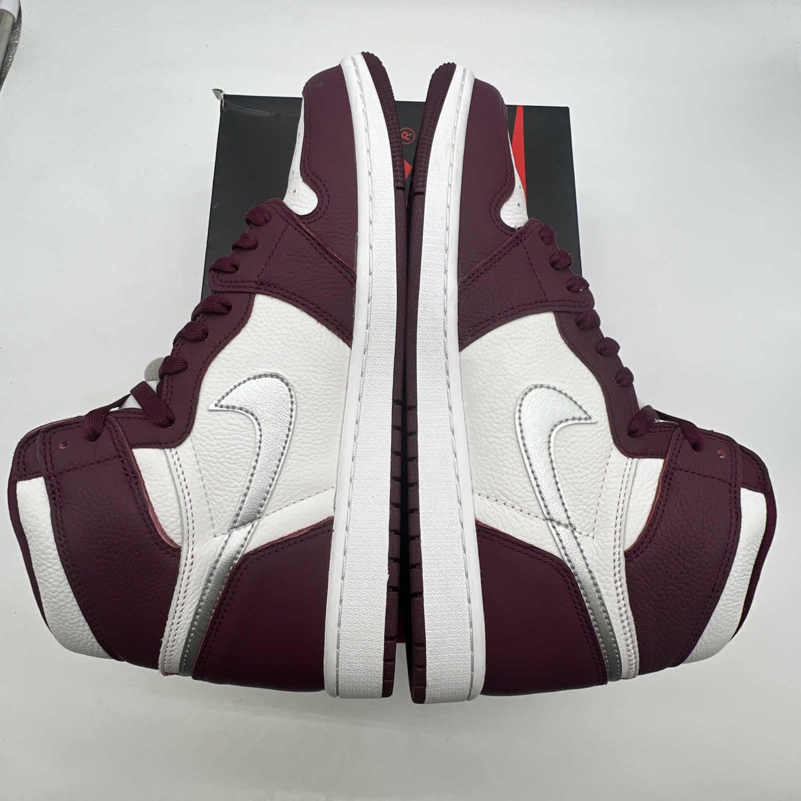 Size 11.5 - Air Jordan 1 Retro High OG Bordeaux (555088-611)