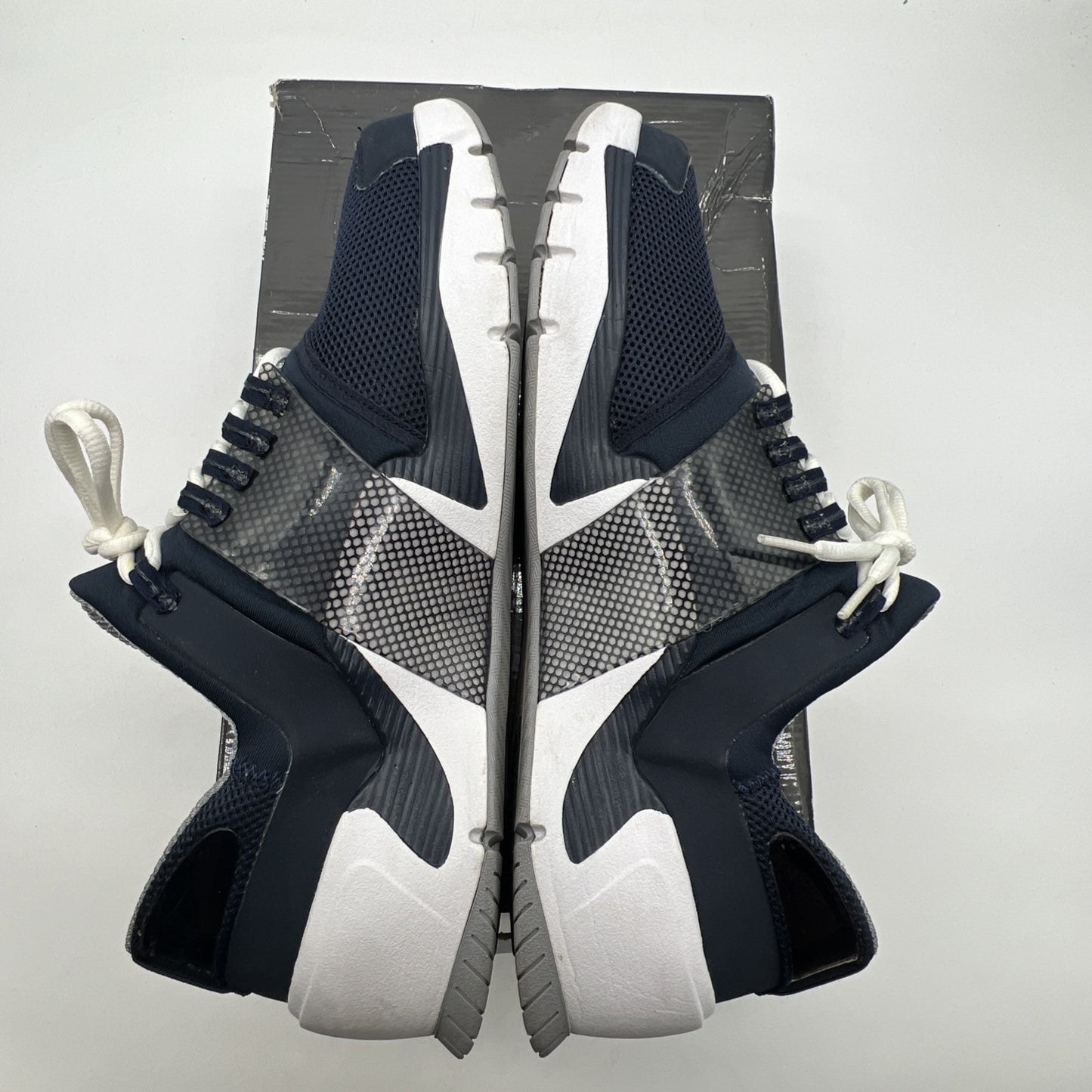 Size 11 - Jordan Alpha Trunner Obsidian (407582-404)