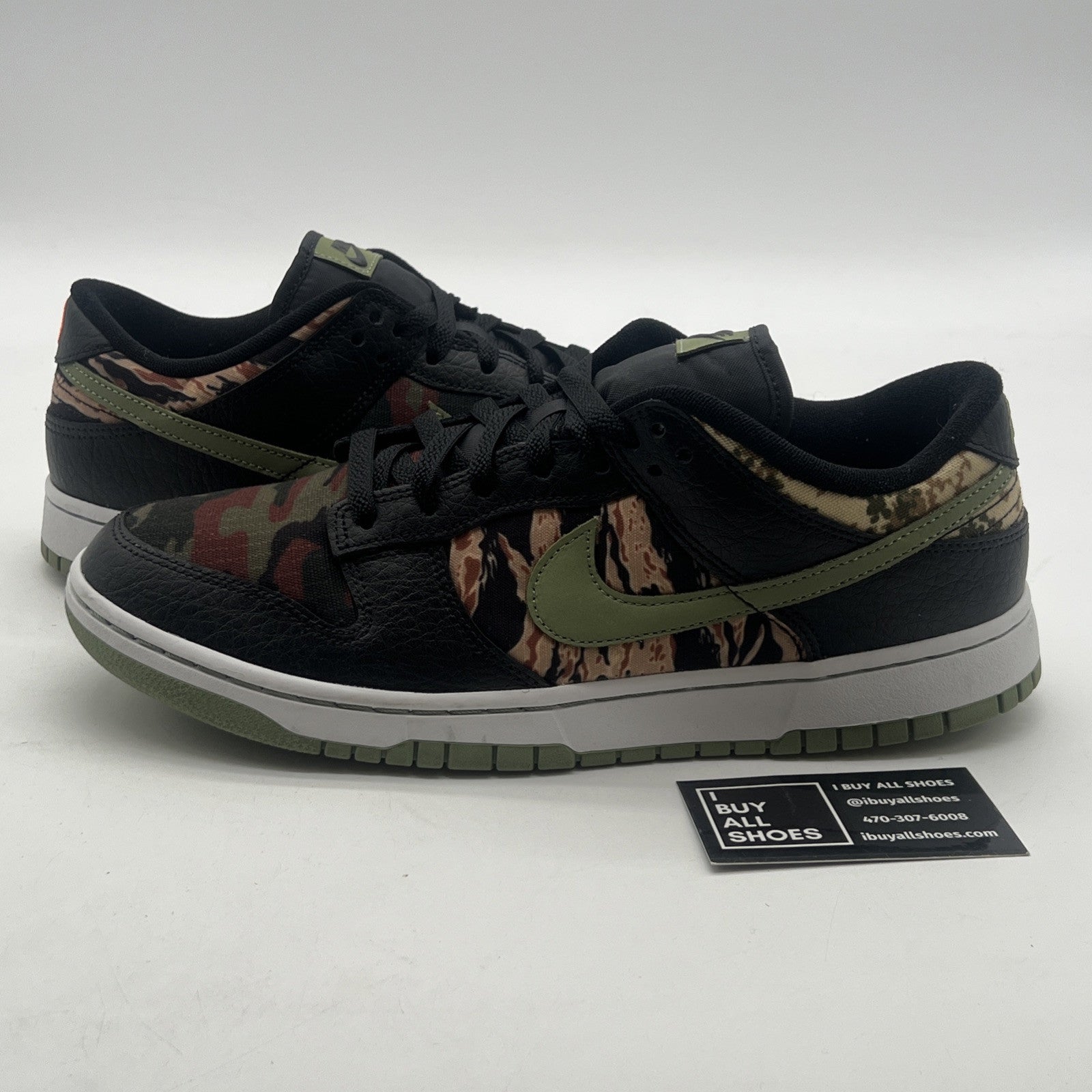 Size 12 - Nike Dunk SE Low Black Multi-Camo (DH0957-001)