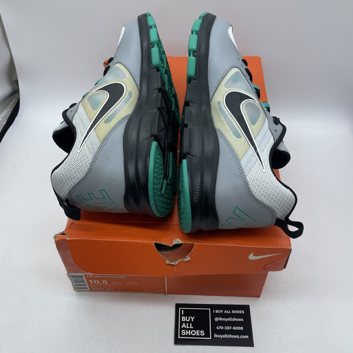 Size 10.5 - Nike Air Velocitrainer Stadium Grey black Green (554891-003)