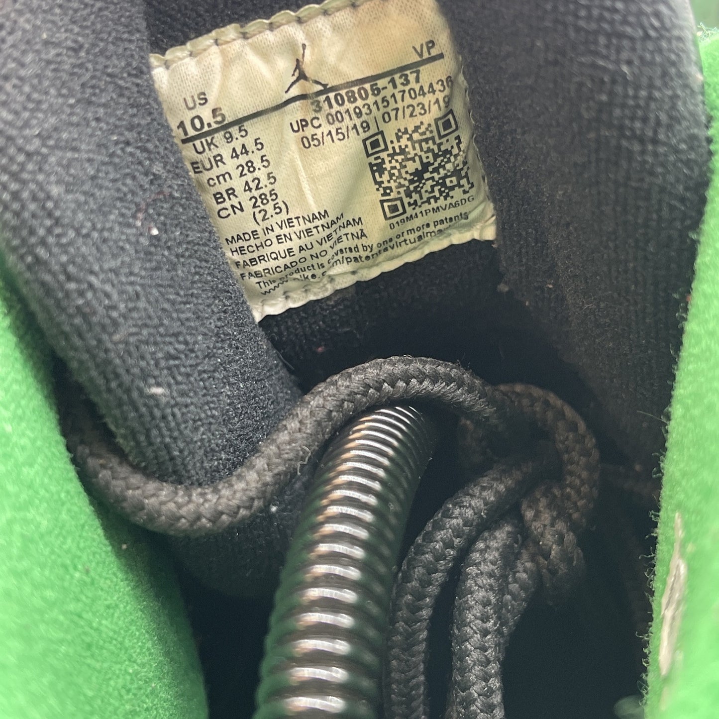 Size 10.5 - Air Jordan 10 Retro 2019 Seattle Black White Leather (310805-137)
