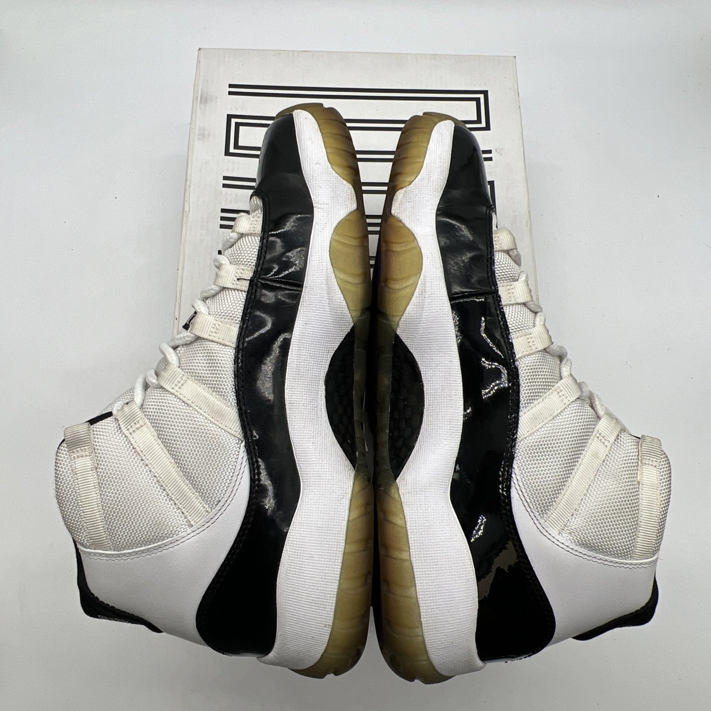 Size 10 - Air Jordan 11 Retro Concord 2011 (378037-107)