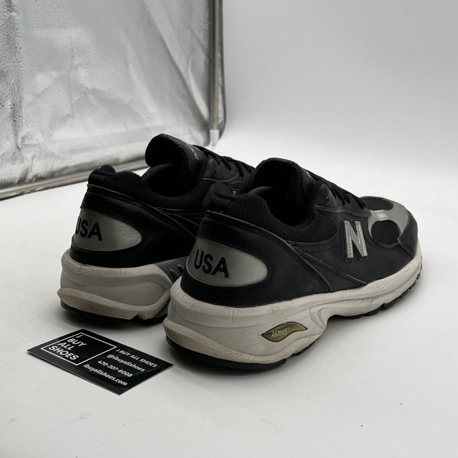 NEW BALANCE • VINTAGE (M489BS)