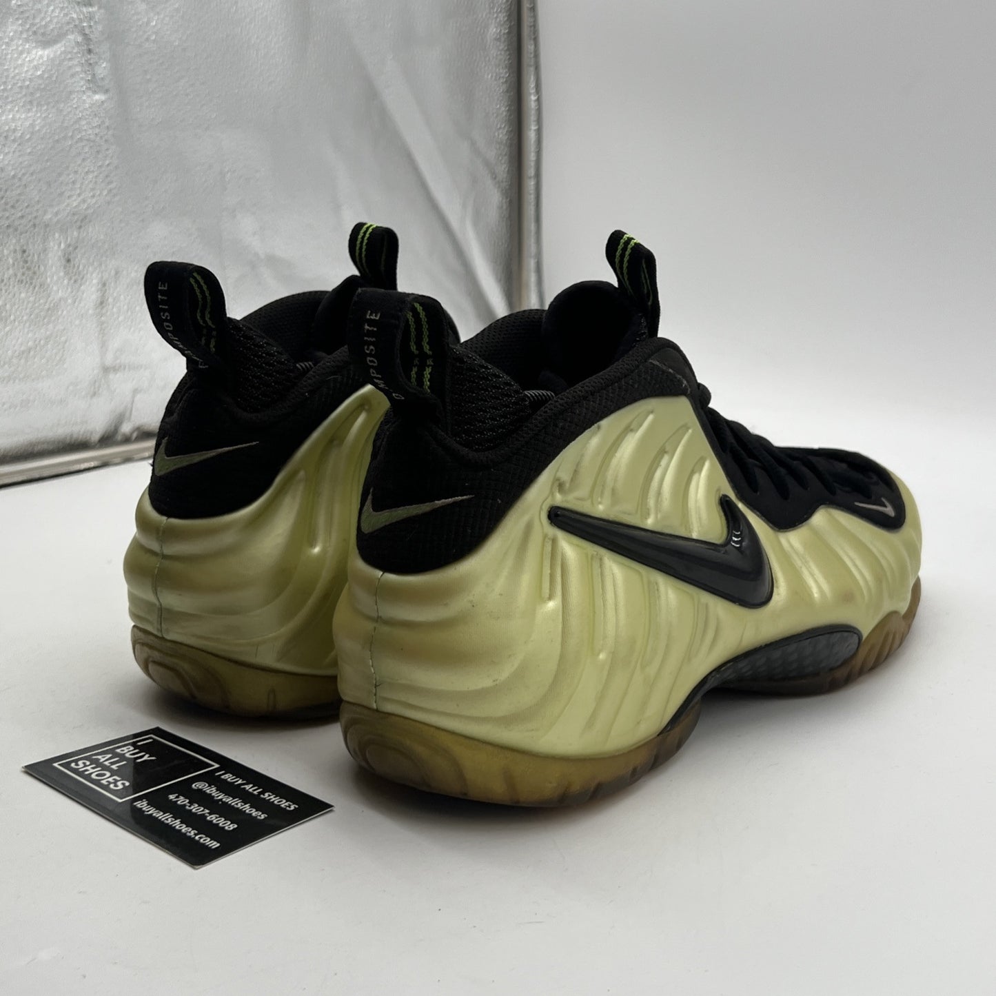 Size 11 - Nike Air Foamposite Pro Electric Green (623041-300)