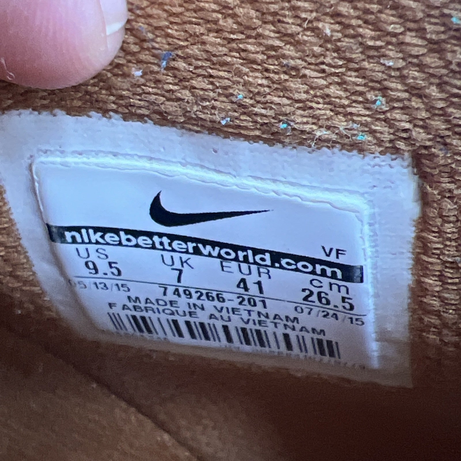Size 9.5 - Nike Air Force 1 Suede High Tawny W (749266-201)