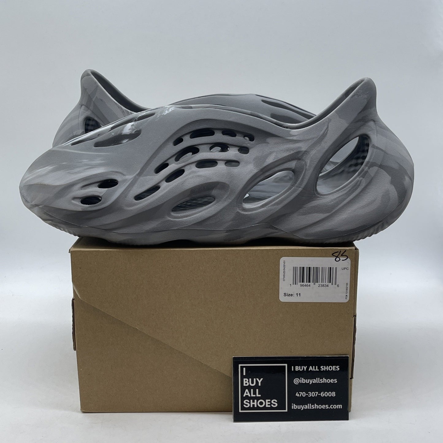 Size 11 - NEW YEEZY Foam Runner MX Granite Grey Rubber   (IE4931)