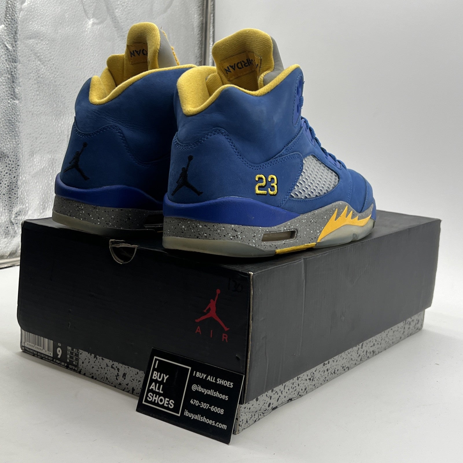 Size 9 - Air Jordan 5 Retro Laney (CD2720-400)