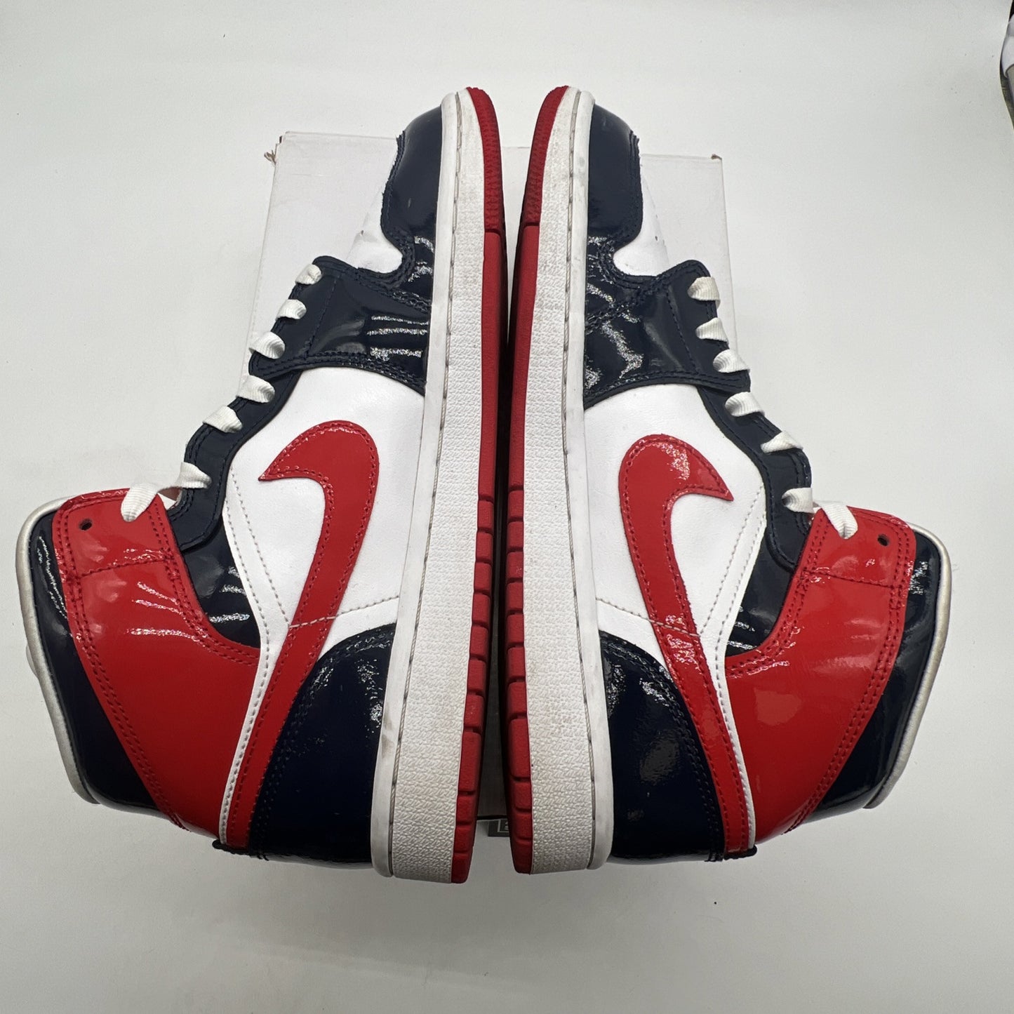 Size 9.5 - Air Jordan 1 Mid Champ Colors W (DJ5984-400)