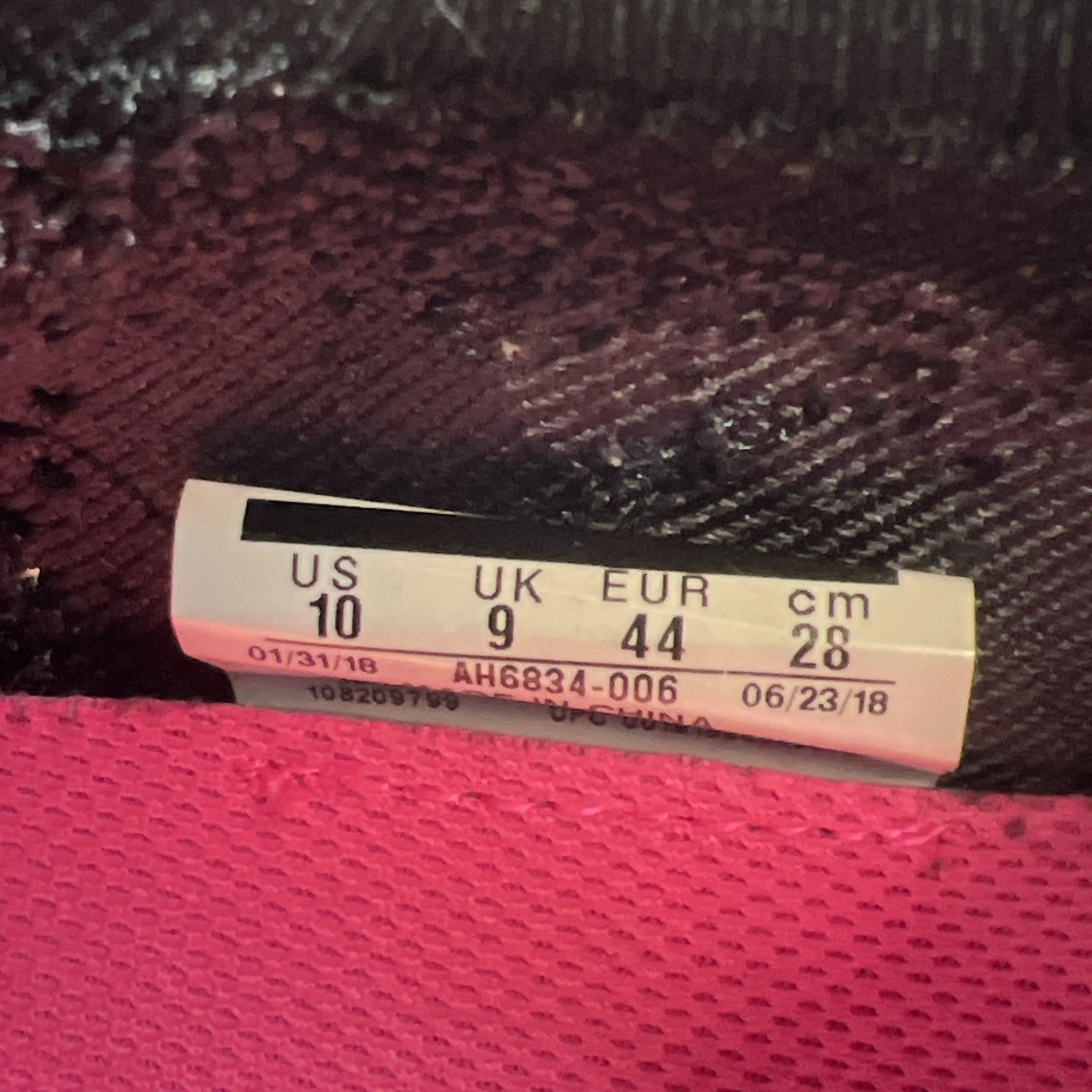 Size 10 - Nike Air VaporMax Utility Pink Blast (AH6834-006)