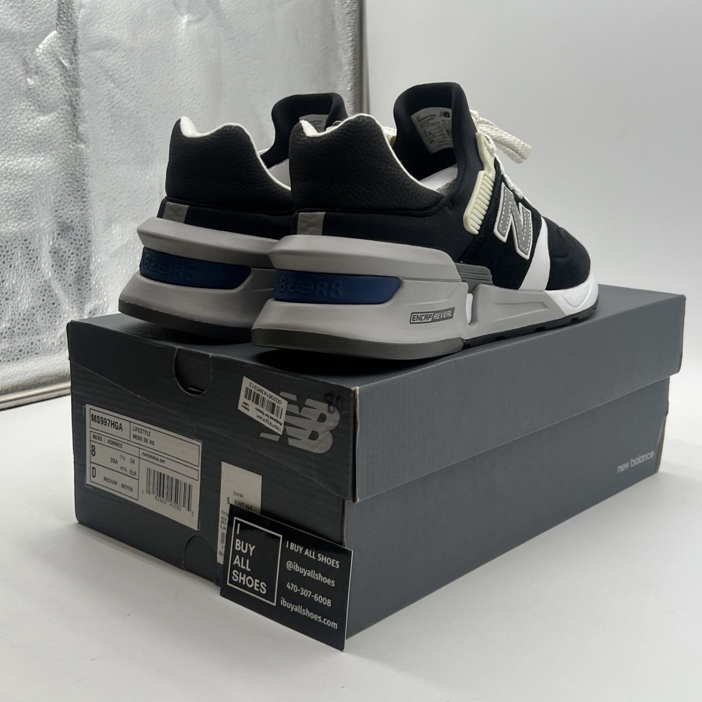Size 8 - New Balance 997 Black White (MS997HGA)