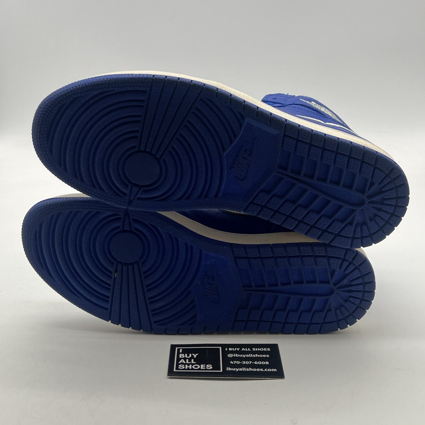 Size 10.5 - Air Jordan 1 Retro OG High Hyper Royal (555088-401)