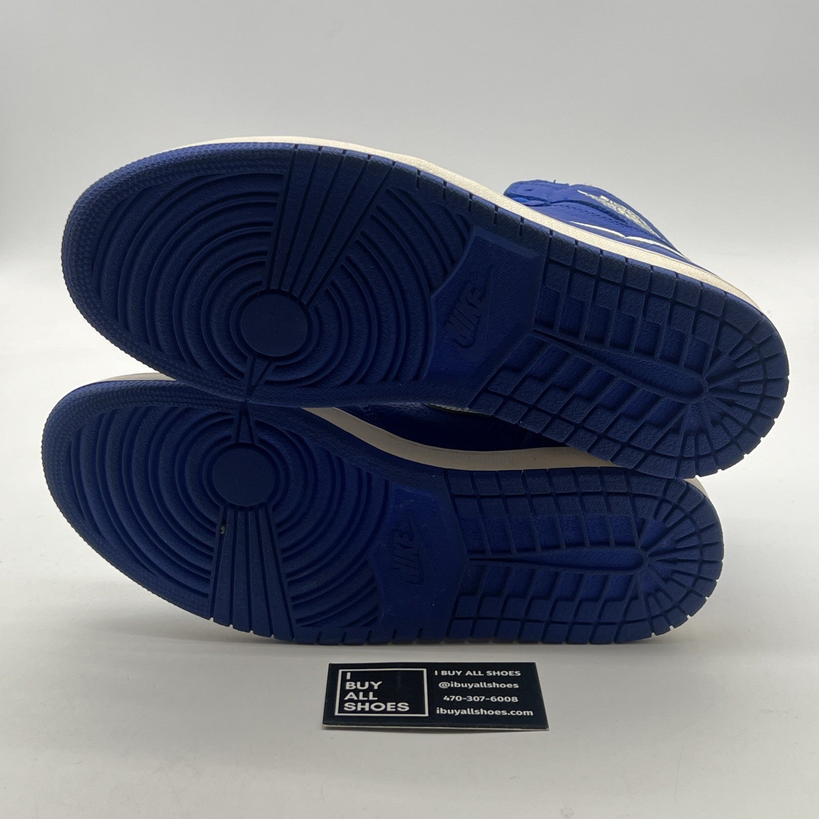 Size 10.5 - Air Jordan 1 Retro OG High Hyper Royal (555088-401)