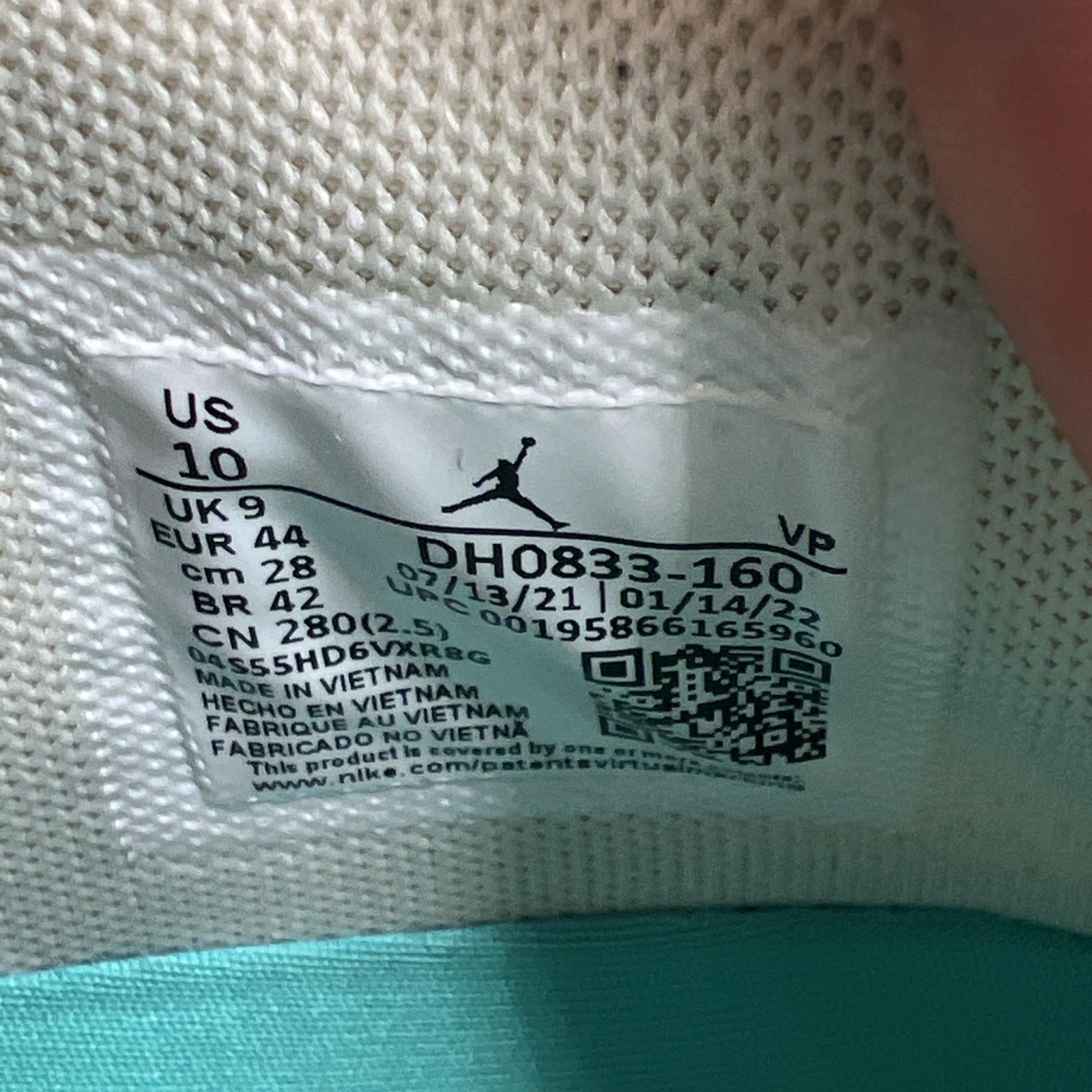 Size 10 - Air Jordan 36 Low Ground Up (DH0833-160)