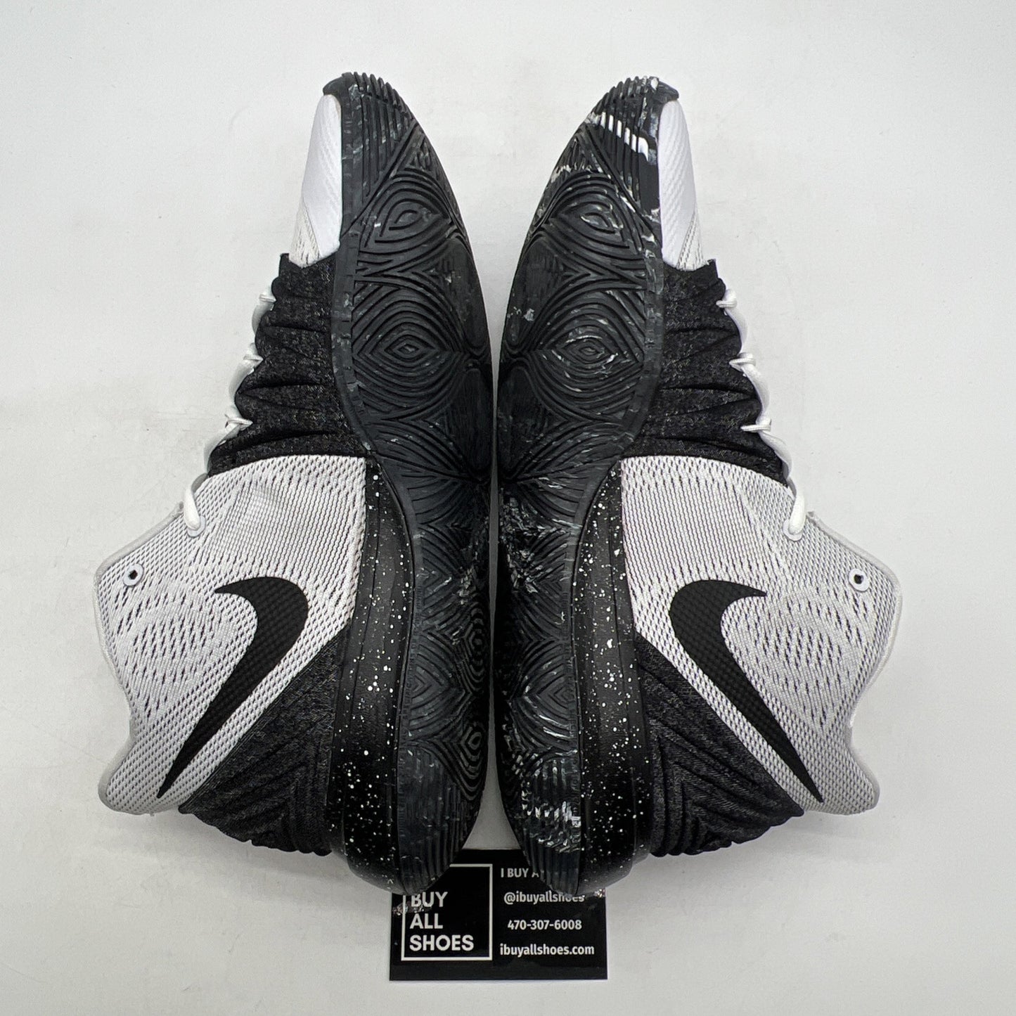 Size 11.5 - Nike Kyrie 5 Oreo - (AO2918-100)