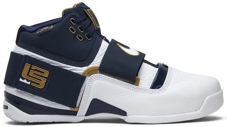 Size 9 - Nike LeBron Soldier 1 25 Straight (AO2088-400)