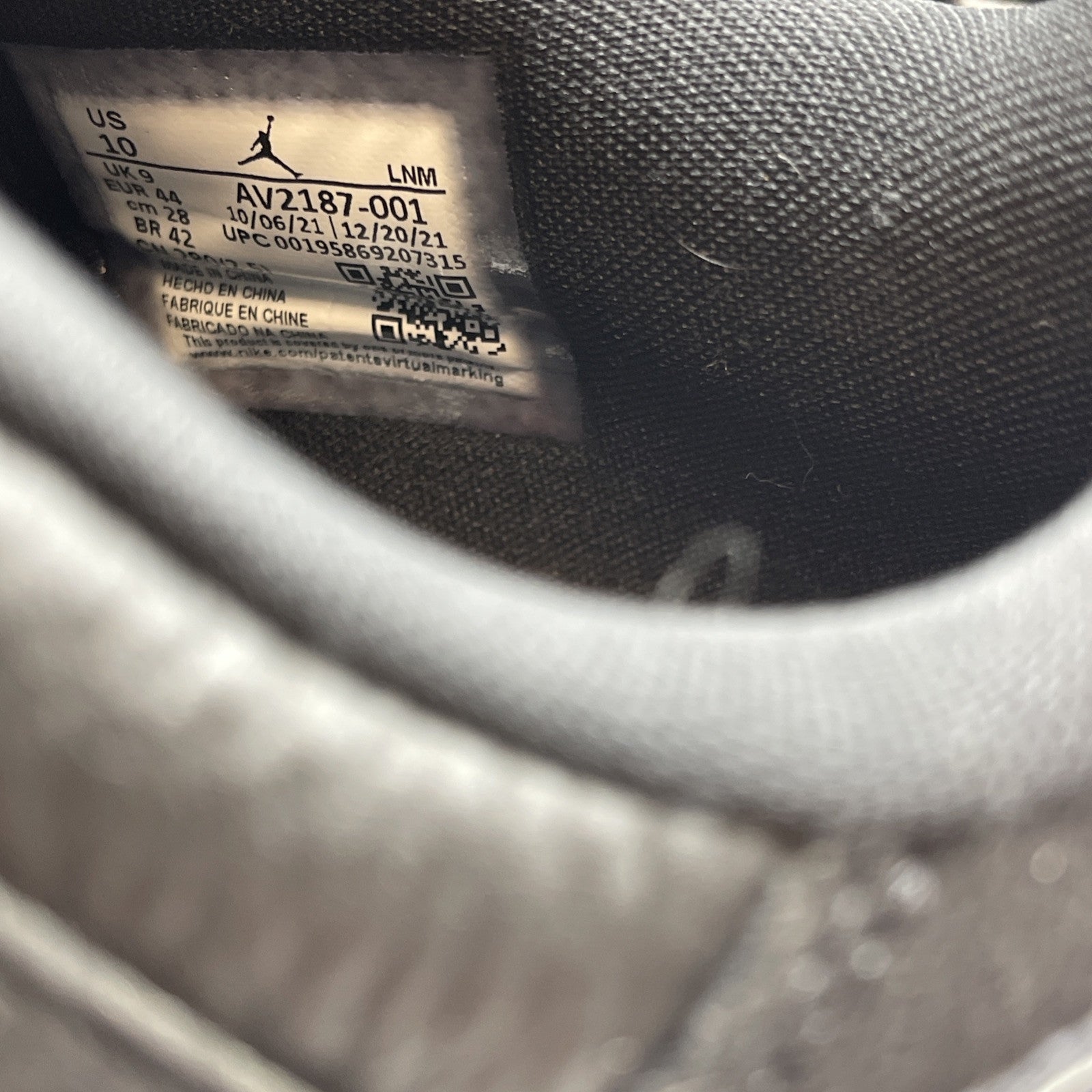 Size 10 - Jordan 11 Retro Low 72-10 Black Grey Red Suede Leather (AV2187-001)