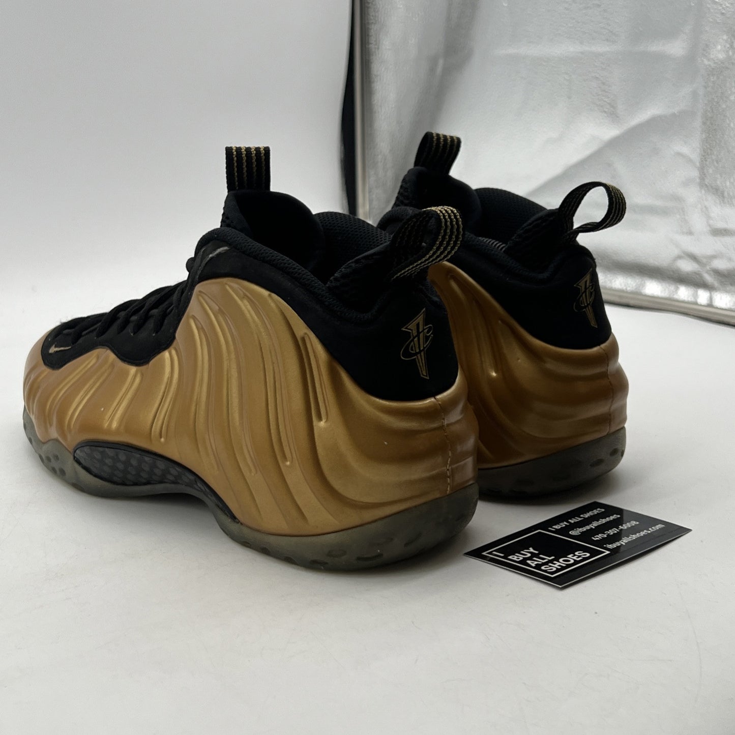 Size 10.5 - Nike Air Foamposite One Metallic Gold (314996-700)