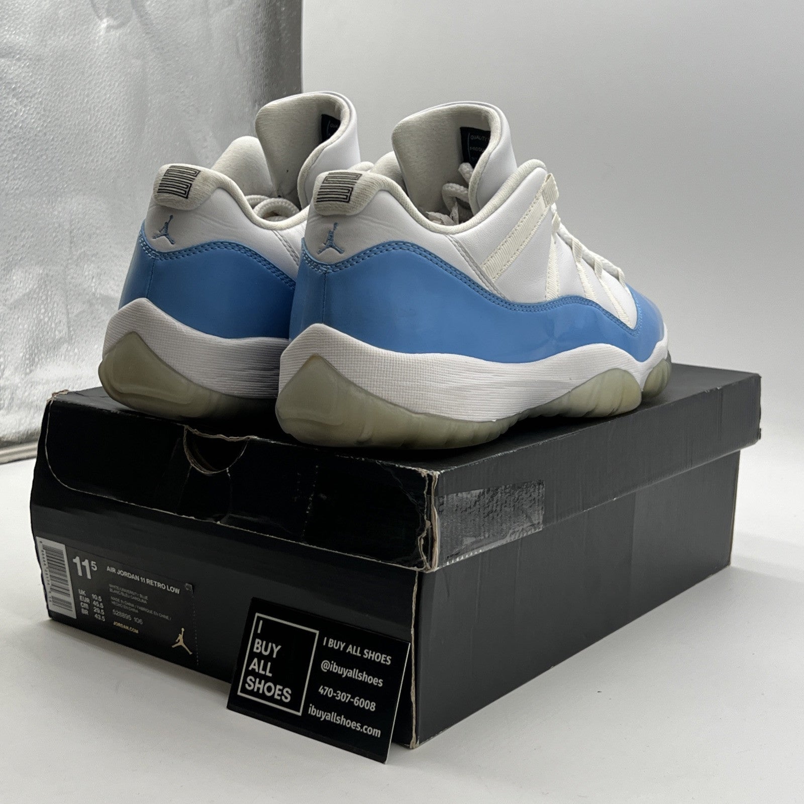 Size 11.5 - Air Jordan 11 Retro Low UNC 2017 (528895-106)