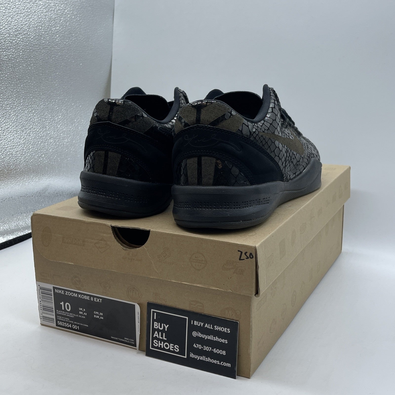 Size 10 - Nike Zoom Kobe 8 EXT Year of the Snake Black Suede Leather  582554-001