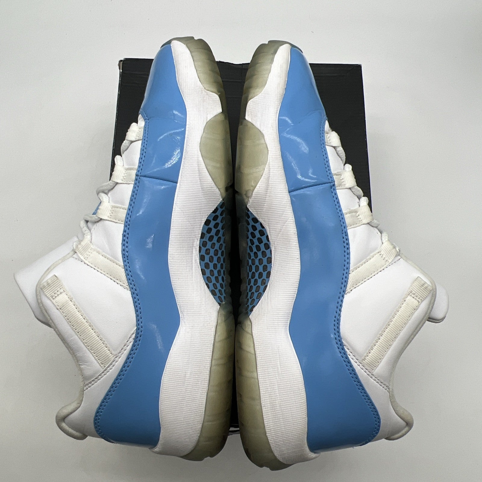 Size 11.5 - Air Jordan 11 Retro Low UNC 2017 (528895-106)