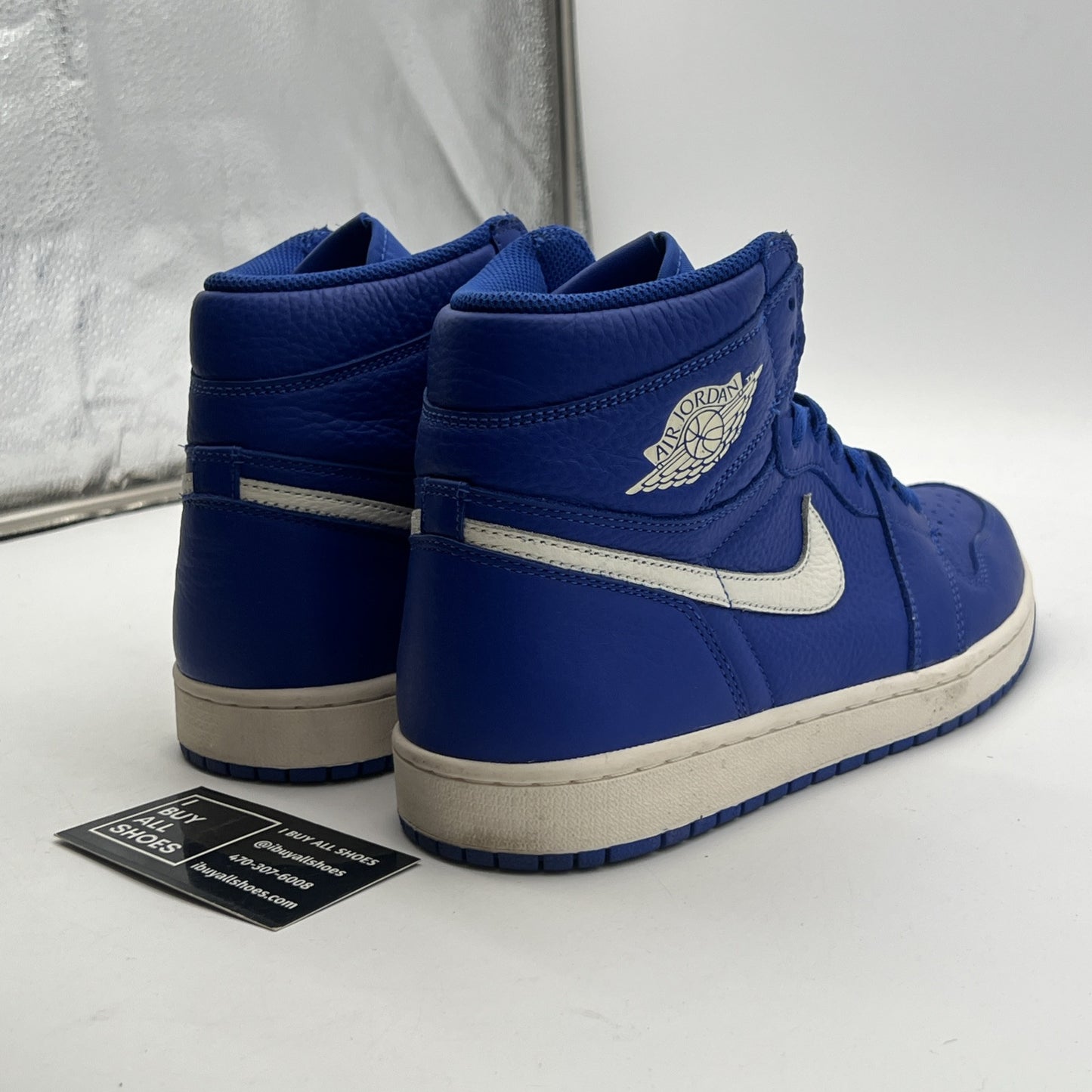 Size 10.5 - Air Jordan 1 Retro OG High Hyper Royal (555088-401)