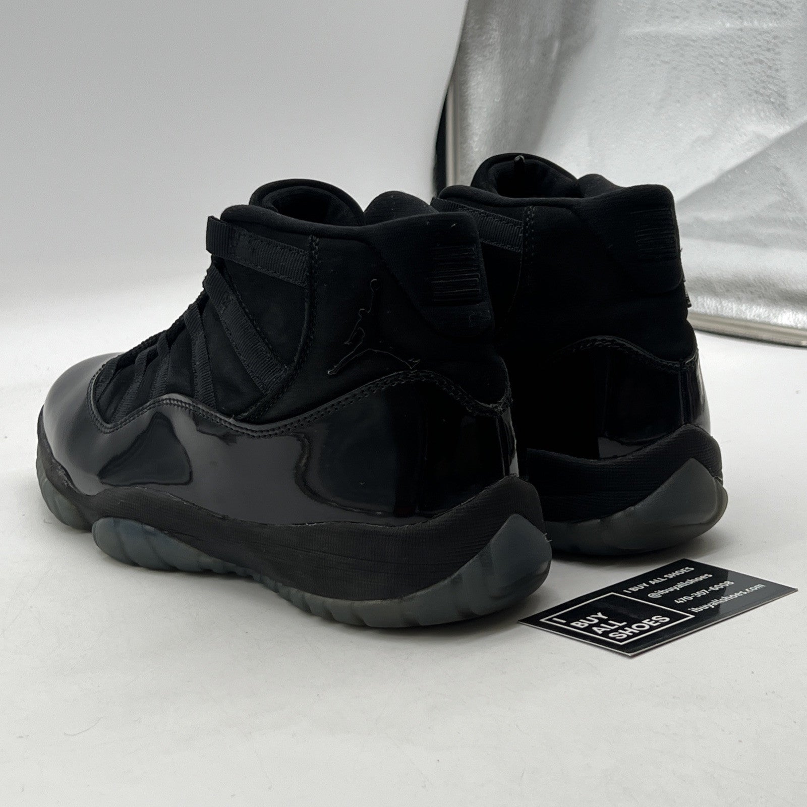 Size 9 - Air Jordan 11 Retro Cap and Gown 2018 (378038-005)