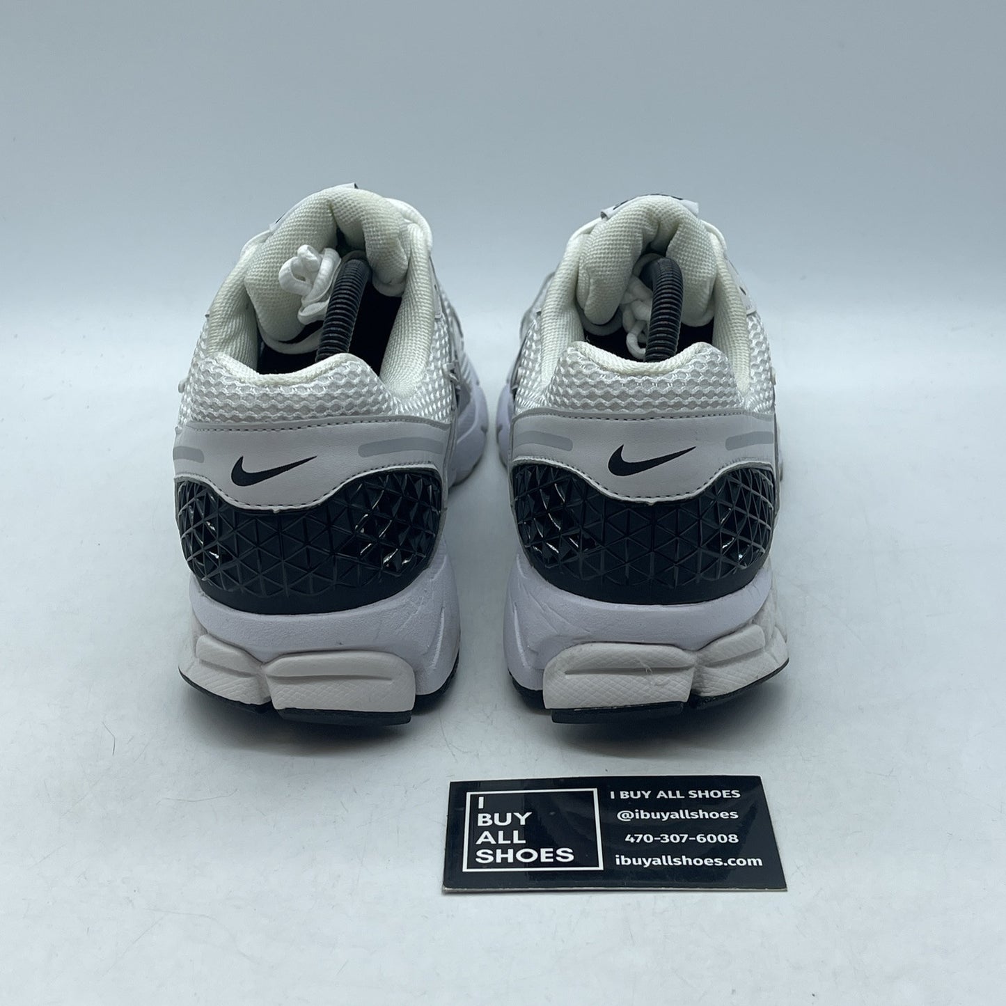 Size 10 - Nike Men’s Zoom Vomero 5 FB9149101 White/Black/Platinum Tint
