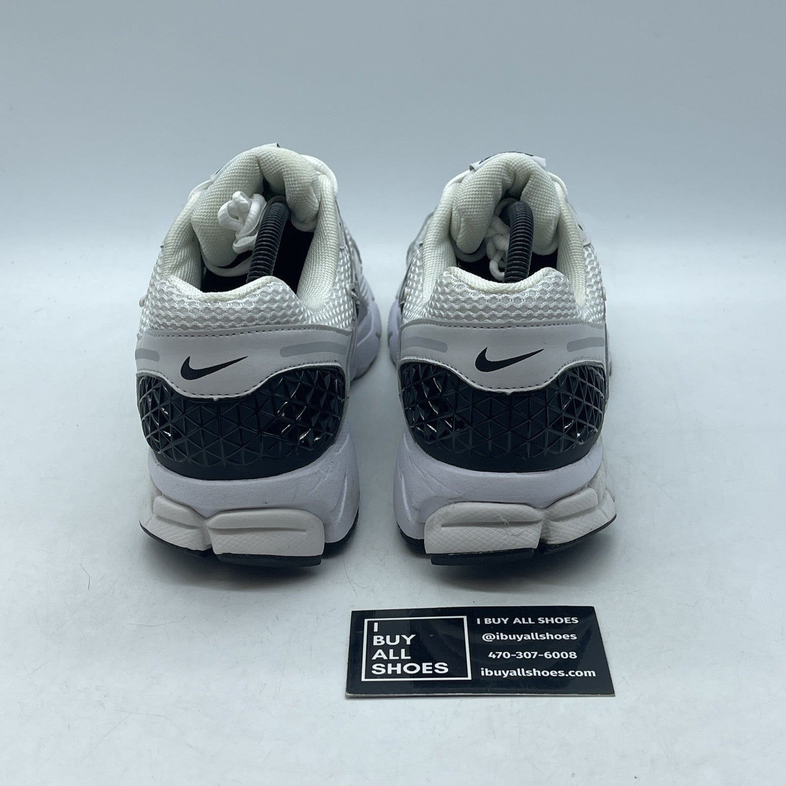 Size 10 - Nike Men’s Zoom Vomero 5 FB9149101 White/Black/Platinum Tint