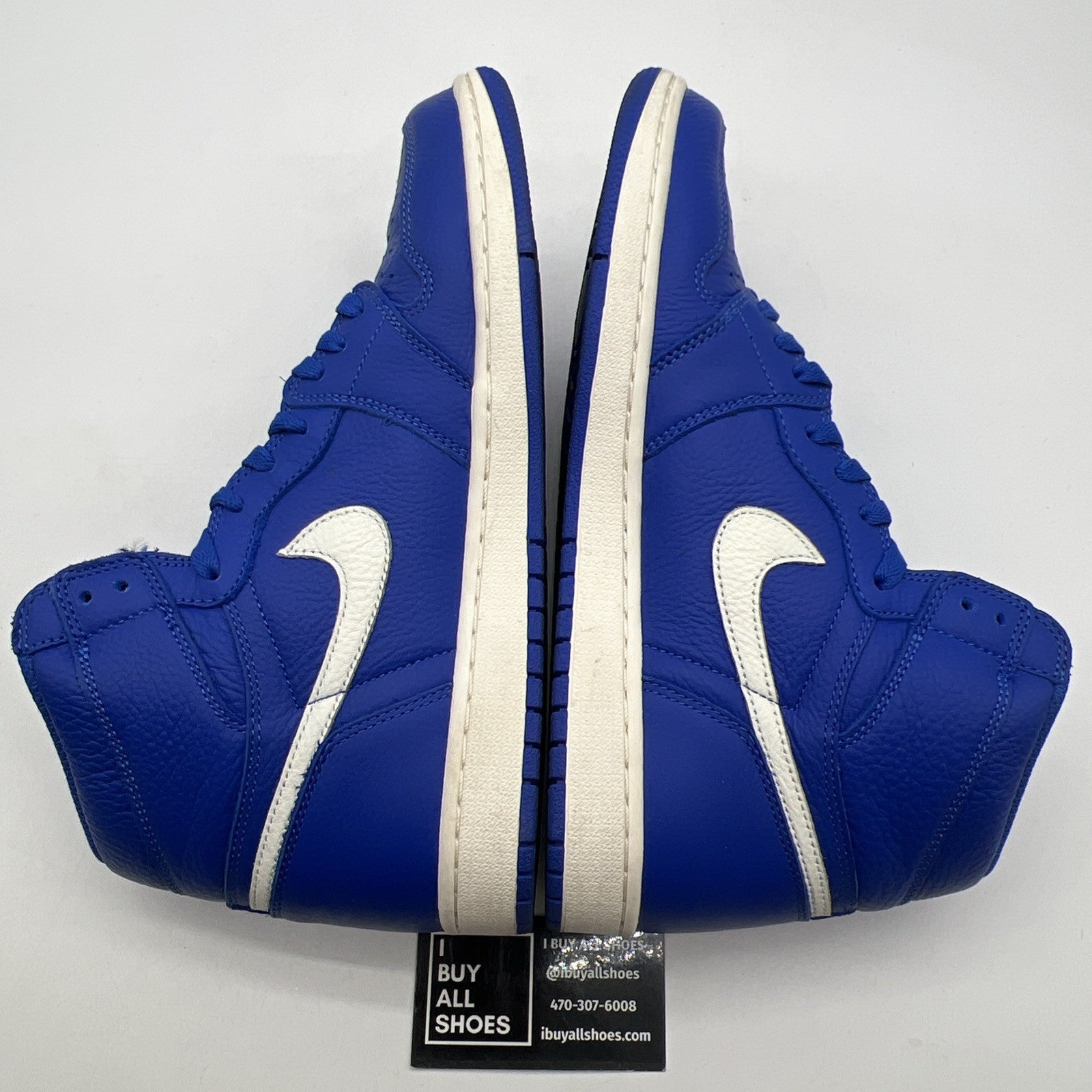 Size 10.5 - Air Jordan 1 Retro OG High Hyper Royal (555088-401)