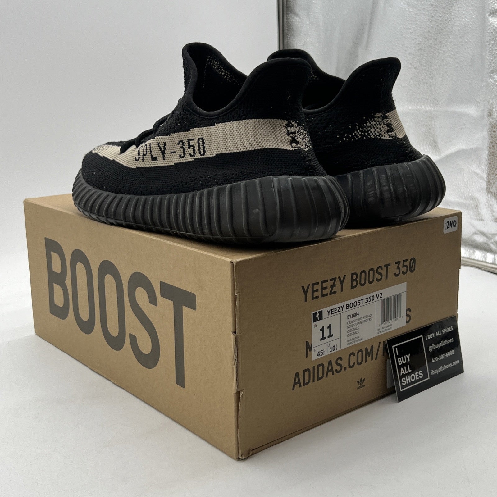 Size 11 - Adidas Yeezy Boost 350 V2 Low Oreo (BY1604)