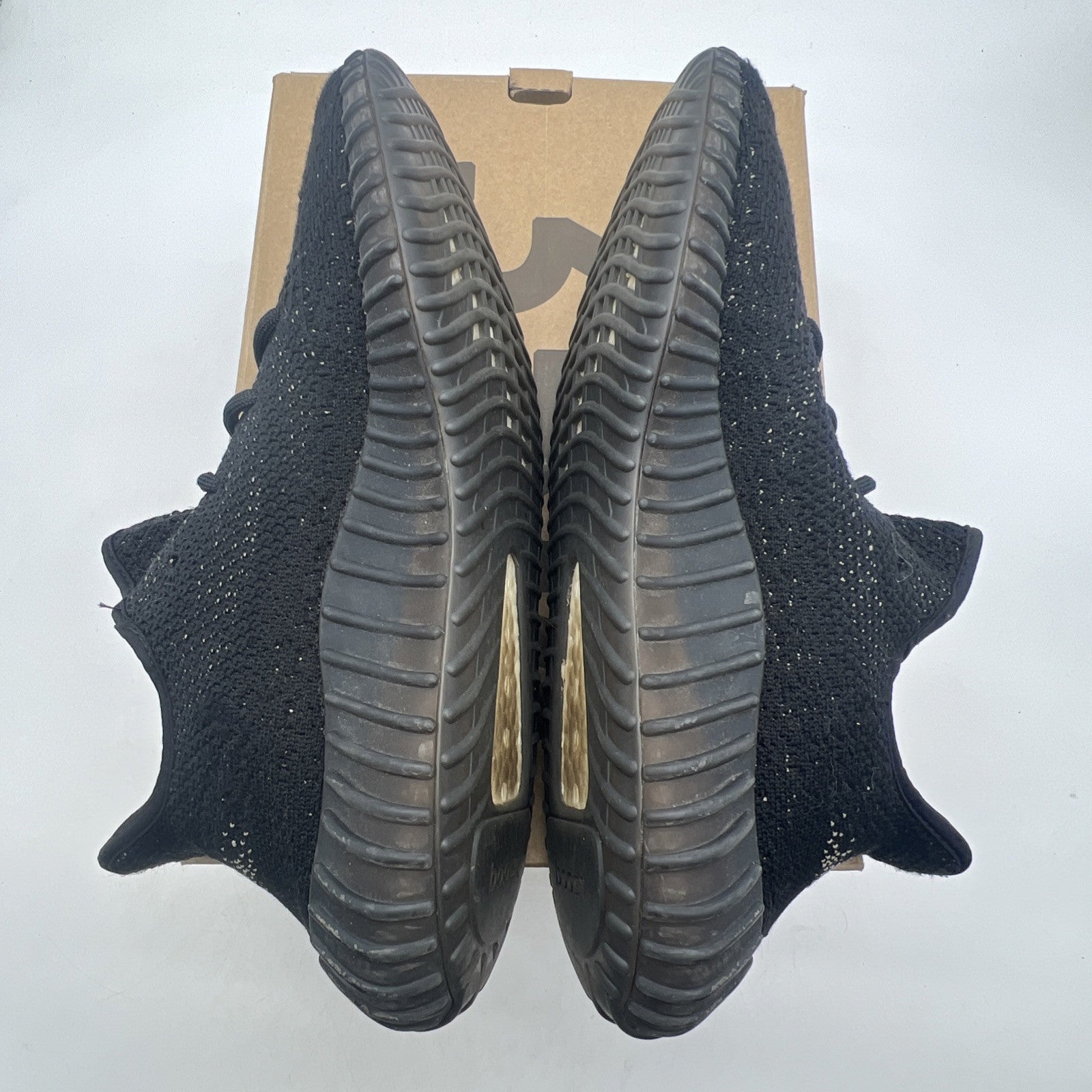 Size 11 - Adidas Yeezy Boost 350 V2 Low Oreo (BY1604)