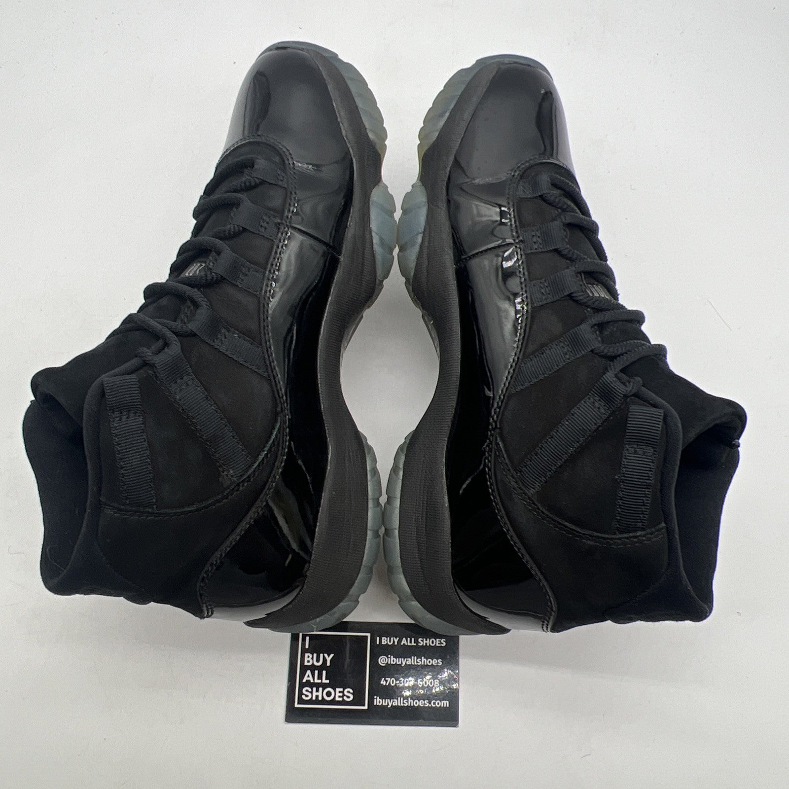 Size 9 - Air Jordan 11 Retro Cap and Gown 2018 (378038-005)