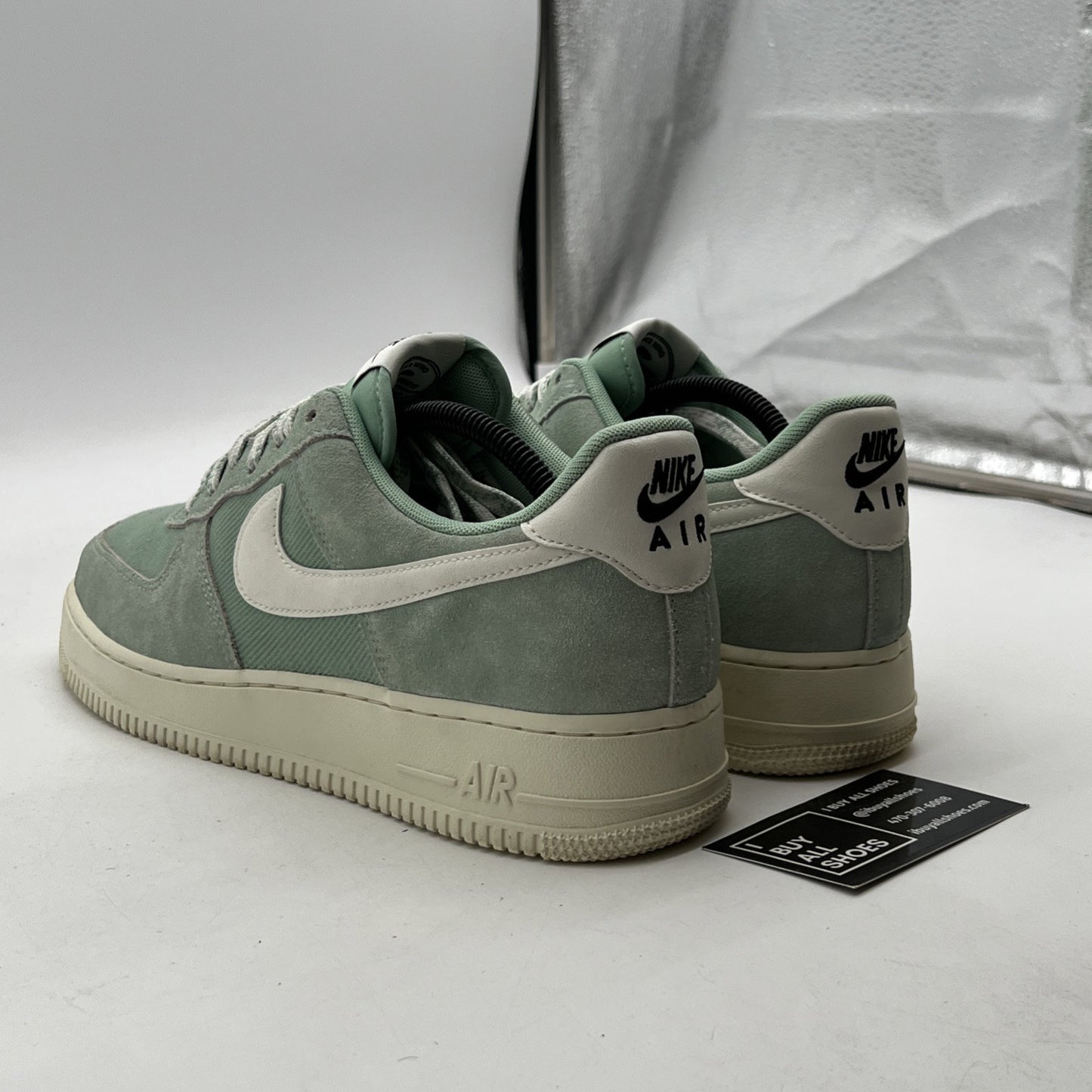 Size 10 - Nike Air Force 1 '07 LV8 Certified Fresh - Enamel Green (DO9801-300)