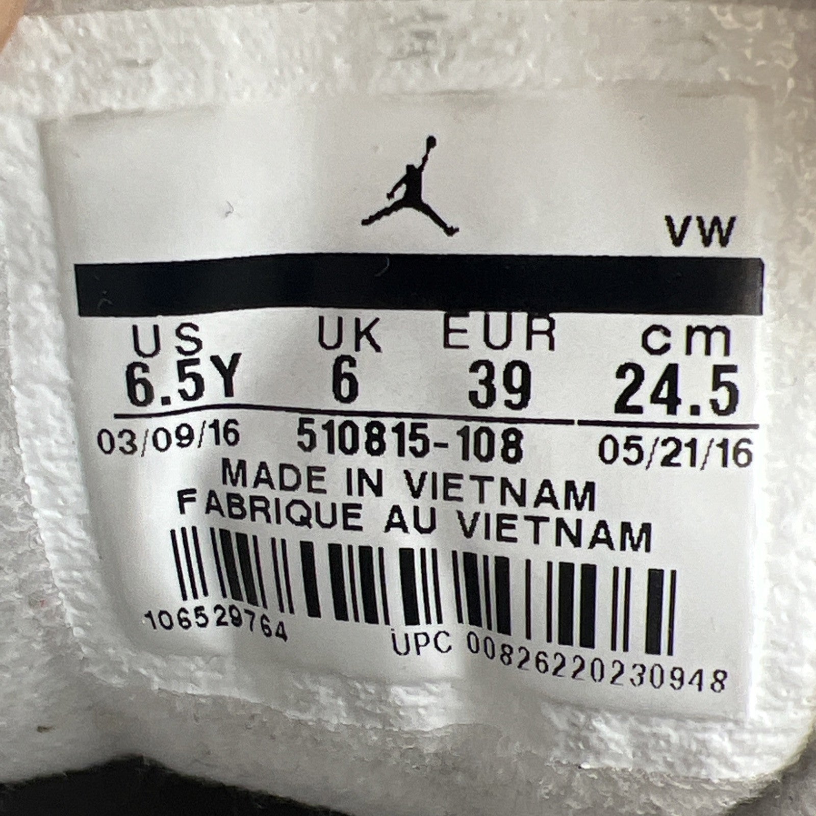 Size 6.5Y - Nike Air Jordan 12 Retro Wolf Grey White Black Leather (510815-108)