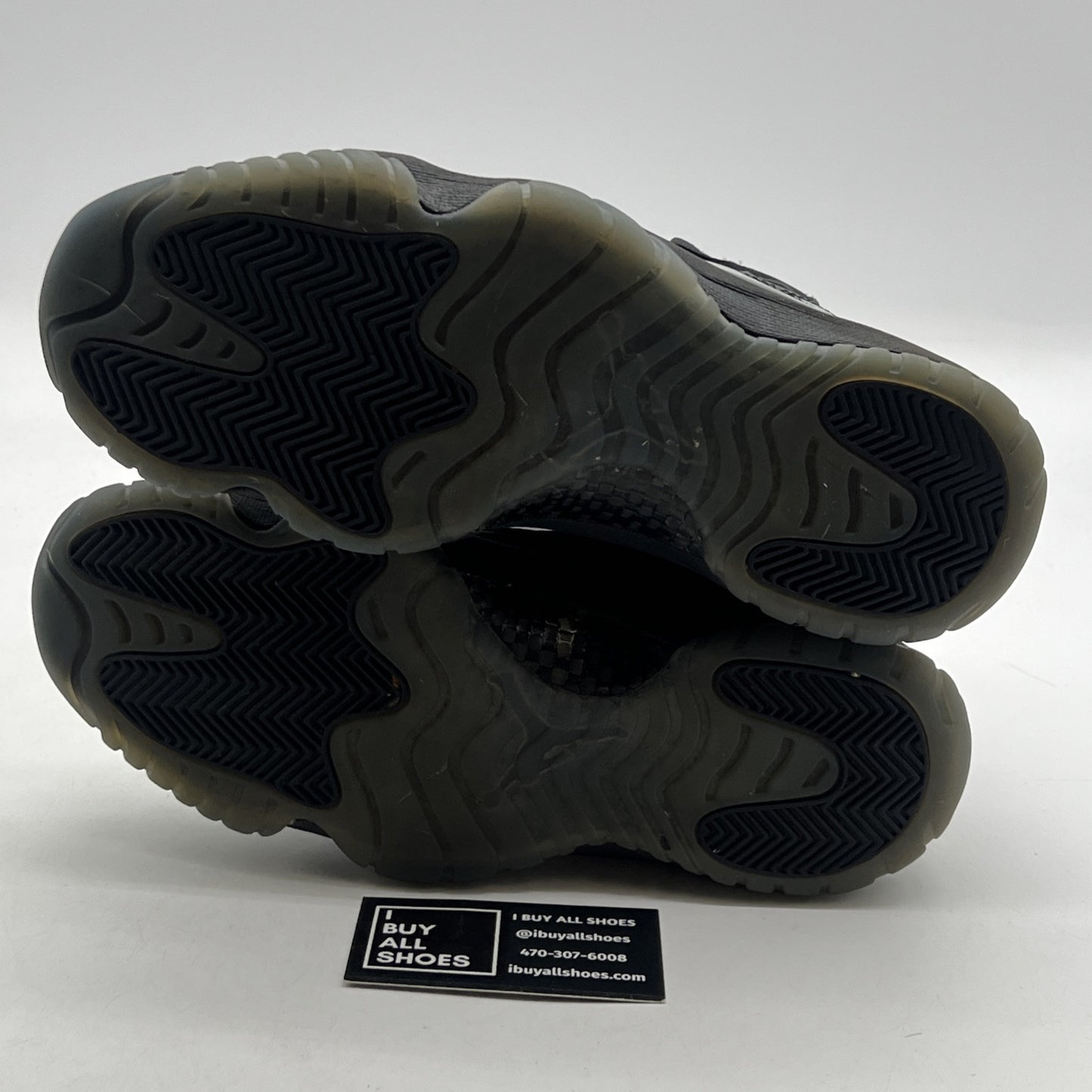 Size 9 - Air Jordan 11 Retro Cap and Gown 2018 (378038-005)