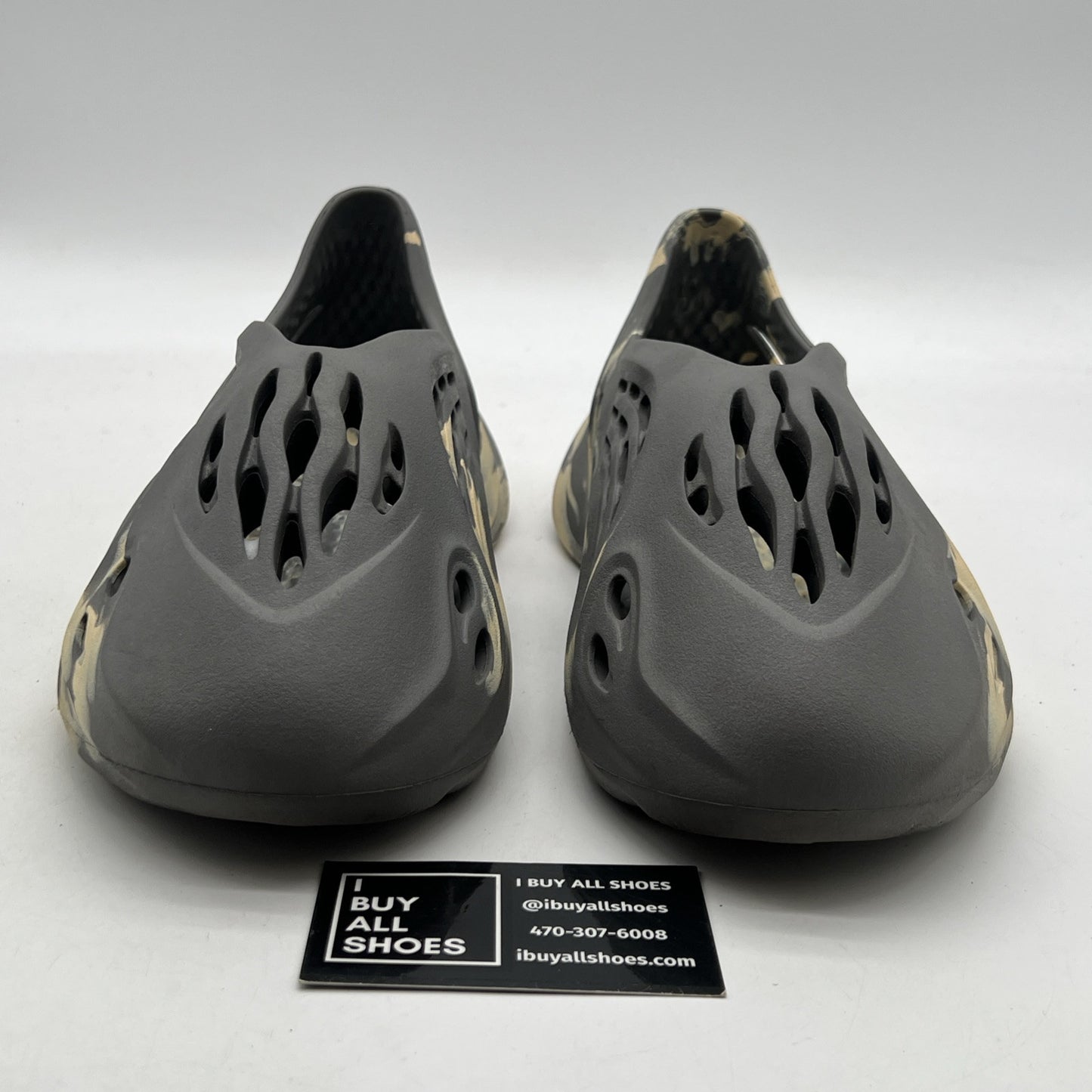 Size 10 - adidas Yeezy Foam RNNR MXT Moon Gray - Super Clean (GV7904)
