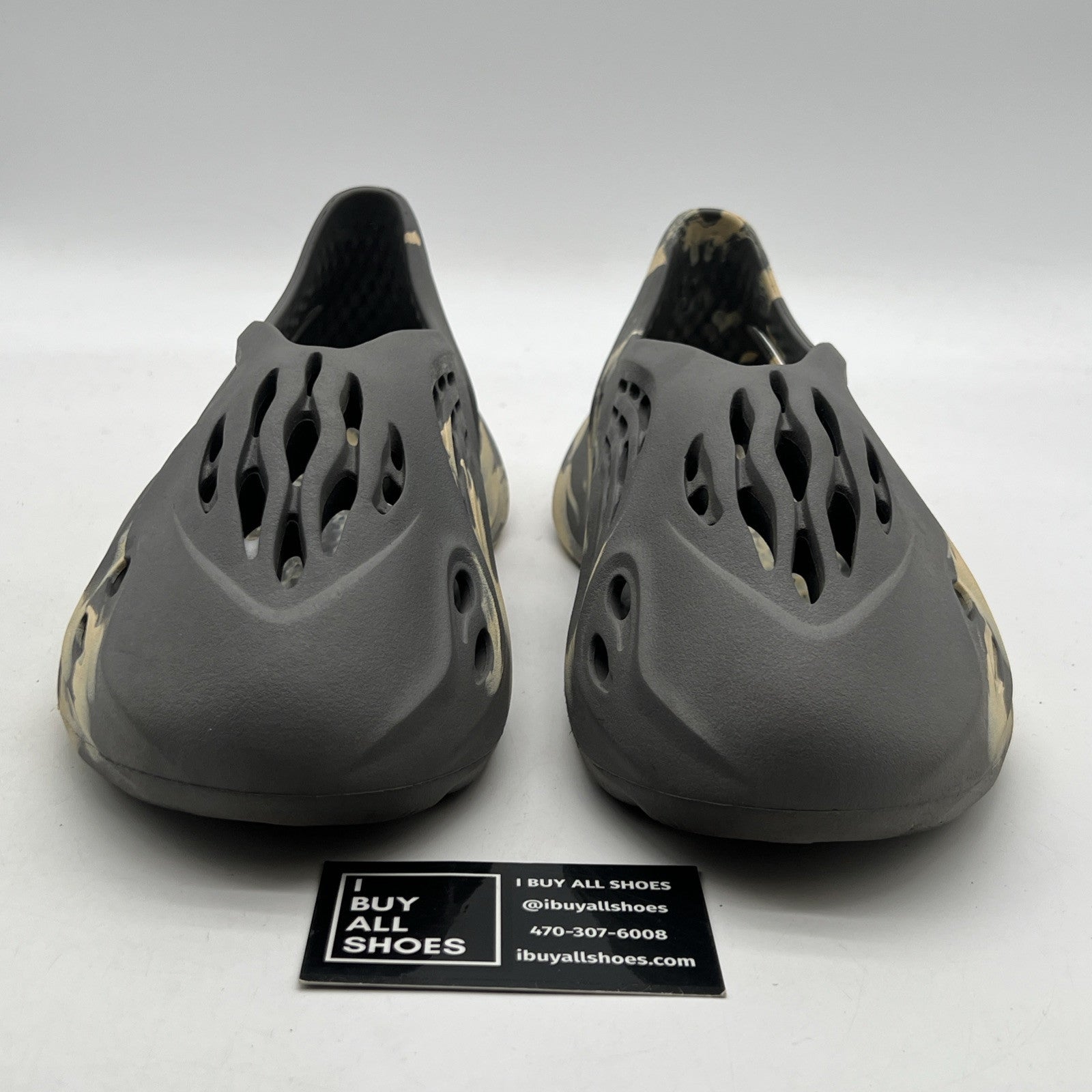 Size 10 - adidas Yeezy Foam RNNR MXT Moon Gray - Super Clean (GV7904)