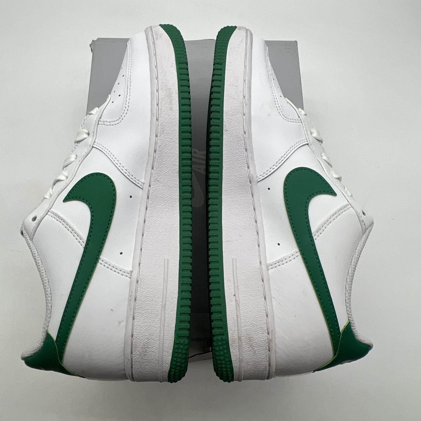 Size 7Y - Nike Air Force 1 White Green Malachite (FV5948-103)
