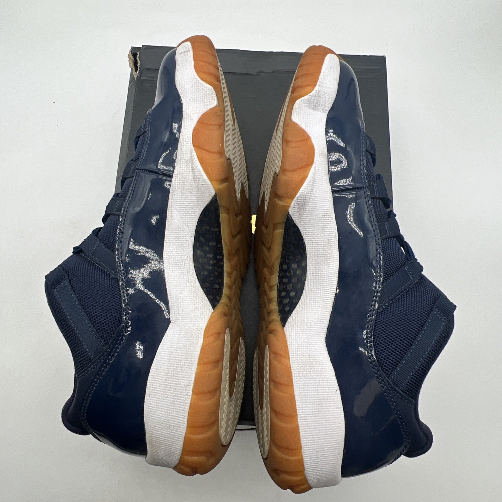 Size 10.5 - Air Jordan 11 Retro Low Navy Gum (527895-405)