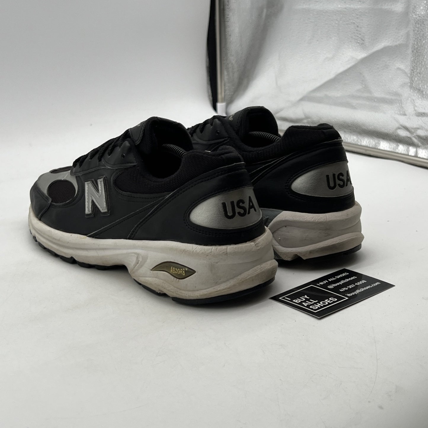 NEW BALANCE • VINTAGE (M489BS)