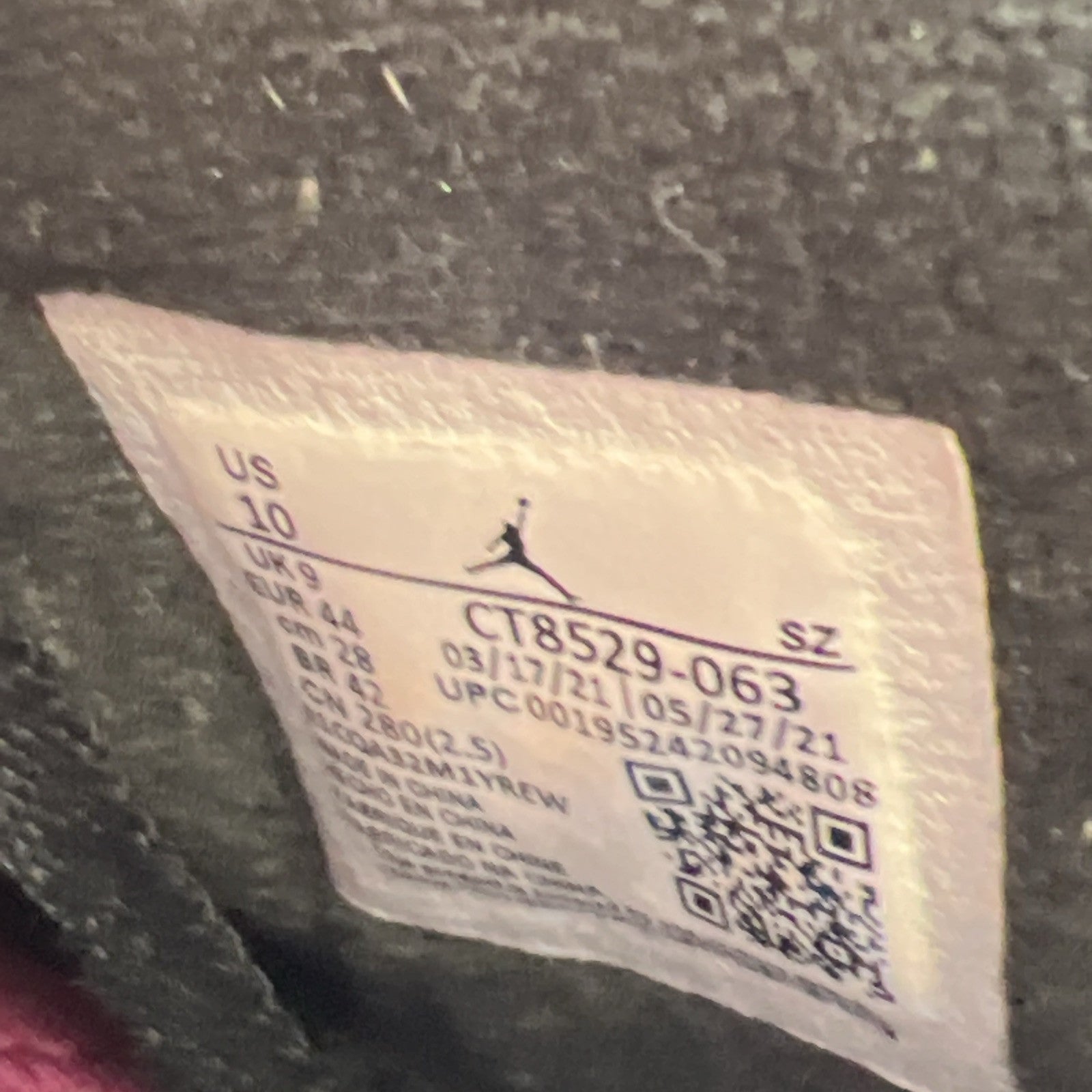 Size 10 - Air Jordan 6 Bordeaux (CT8529-063)