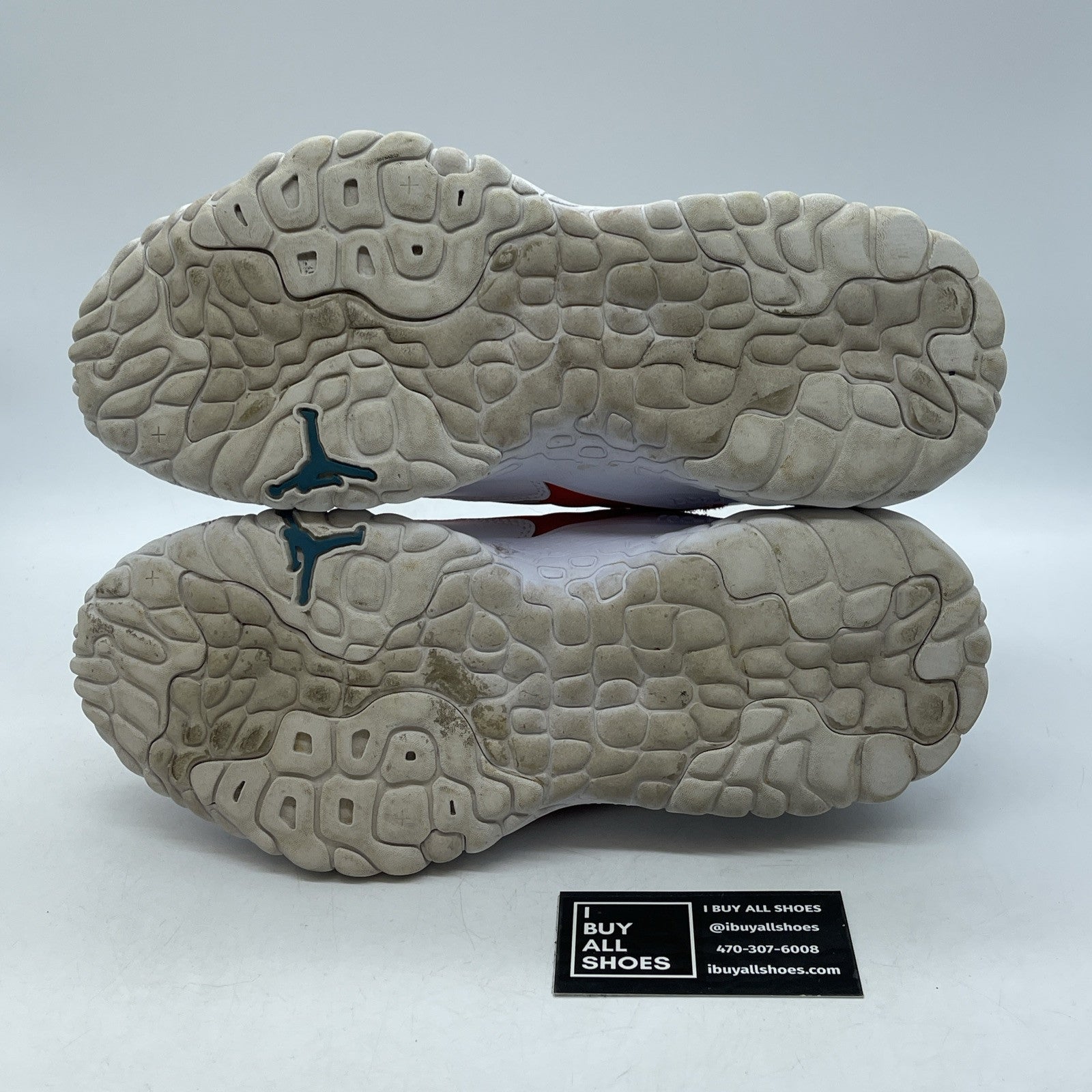 Size 10.5 - NIKE AIR JORDAN DELTA 2 CHILE RED-WHITE-GREY FOG (DC7701-100)