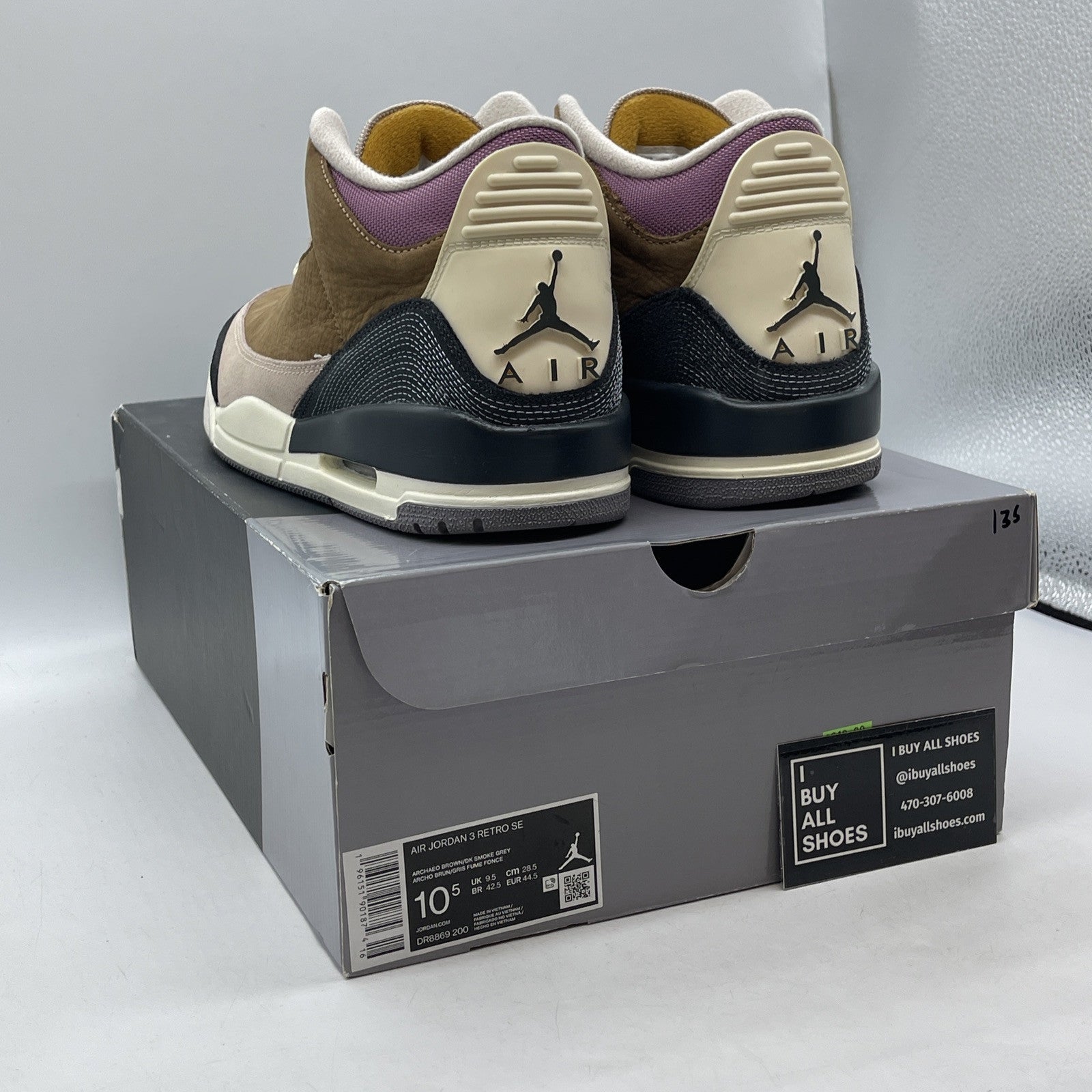 Size 10.5 - Air Jordan 3 Retro SE Winterized Brown Black Suede (DR8869-200)